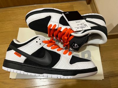 TIGHTBOOTH × Nike SB Dunk Low Pro QS "Black and White"