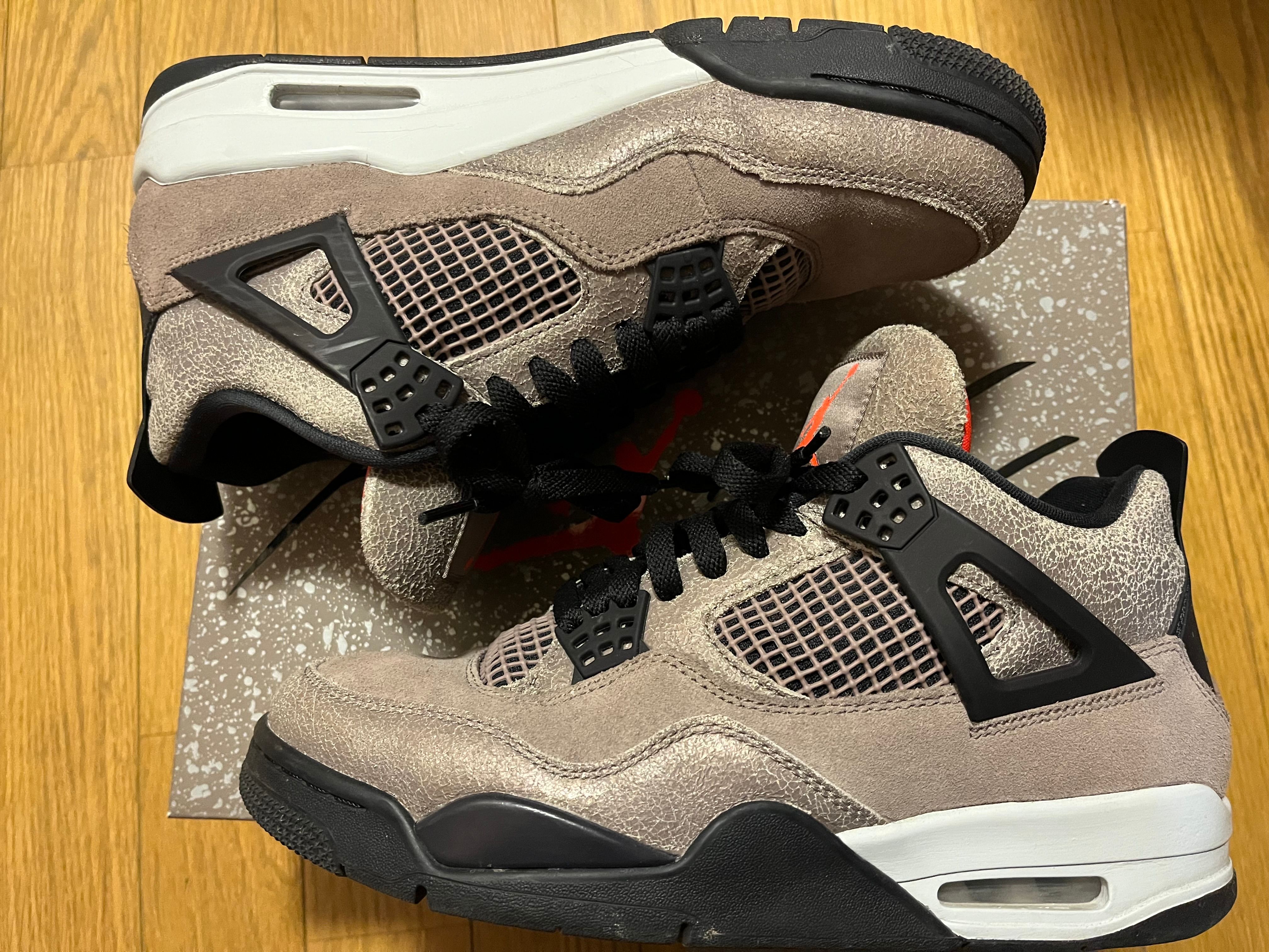 Nike Air Jordan 4 "Taupe Haze"