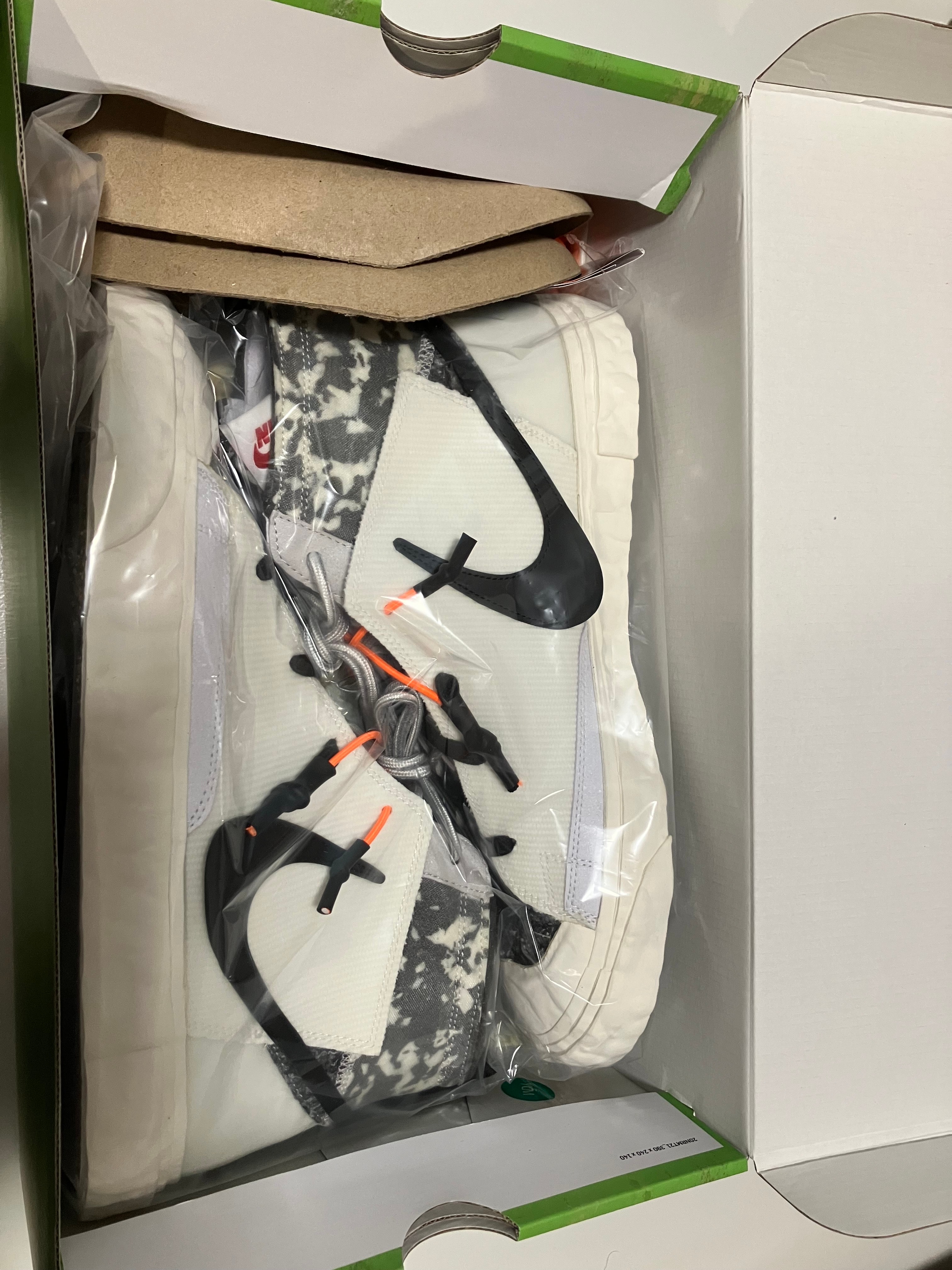 レディメイド × ナイキ ブレーザー ミッド "ホワイト"