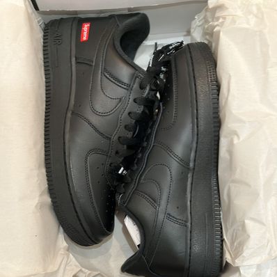 Supreme × Nike Air Force 1 Low "Black"