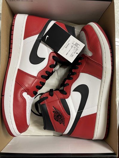 Nike Air Jordan 1 Retro High "Chicago" (2015)