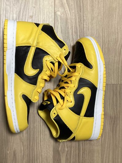 Nike Dunk High "Black/Varsity Maize"