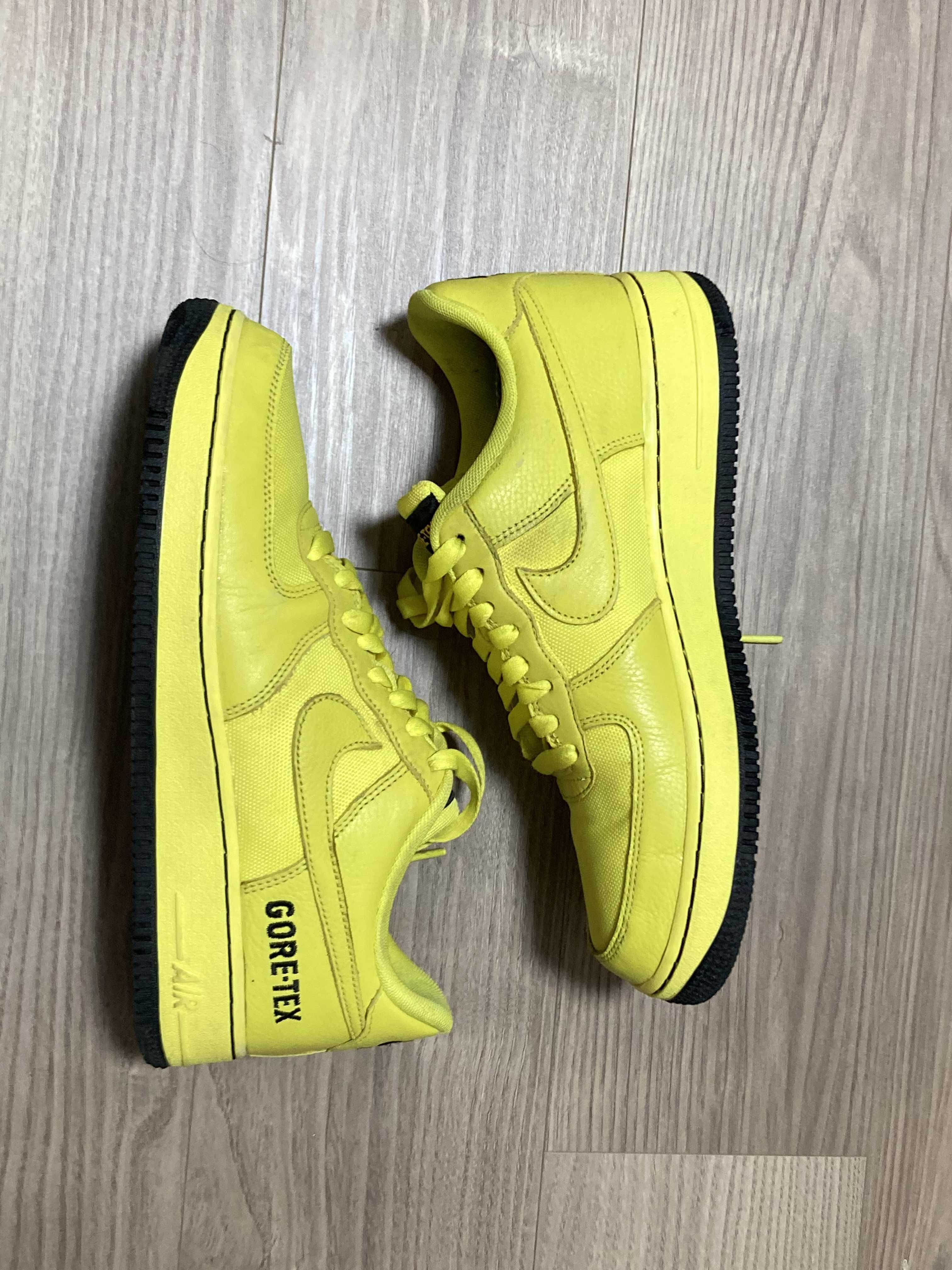 Nike Air Force 1 Low Gore-Tex "Dynamic Yellow"