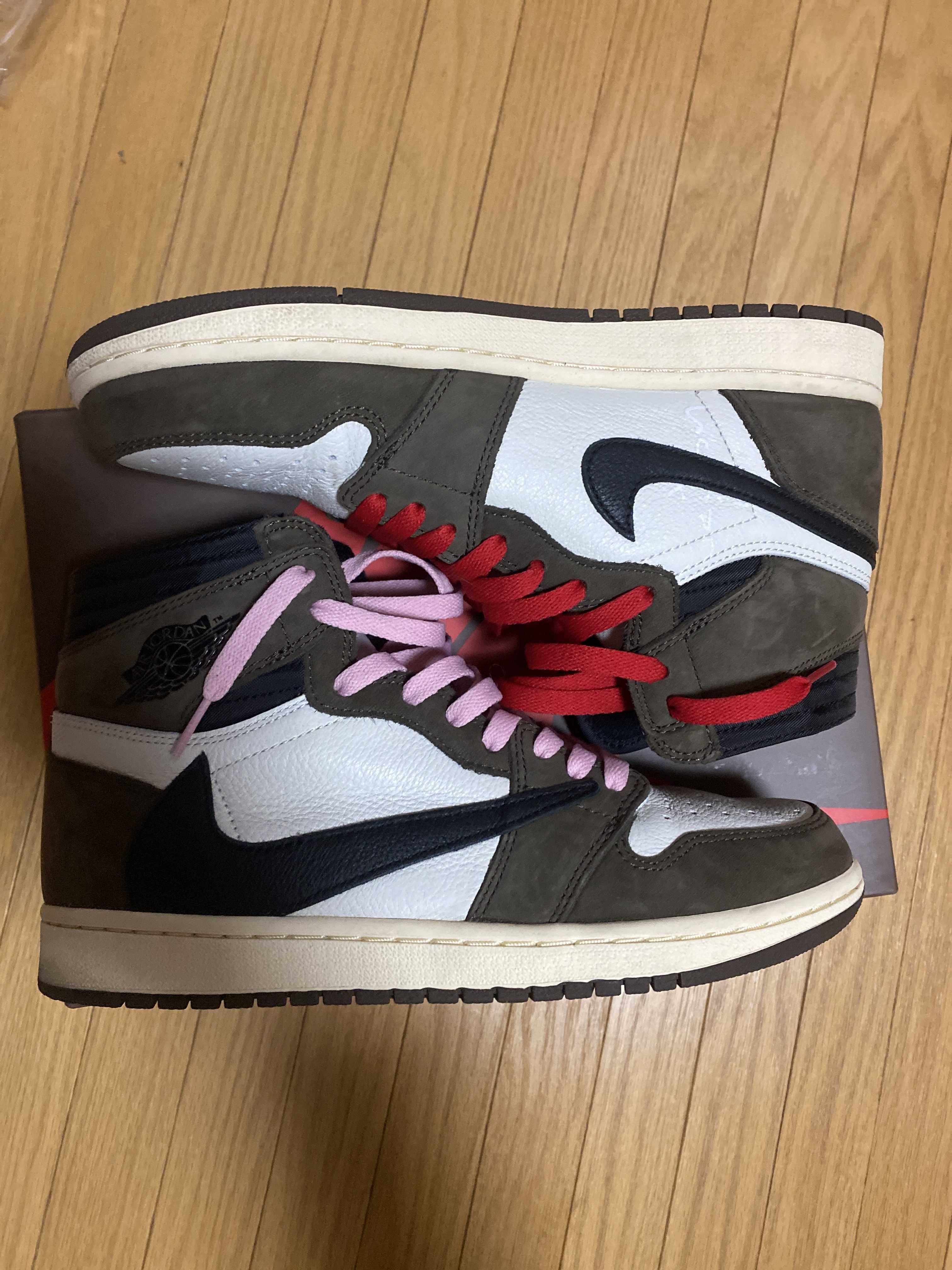 Travis Scott × Nike Air Jordan 1 Retro High OG TS SP "Sail/Dark Mocha"