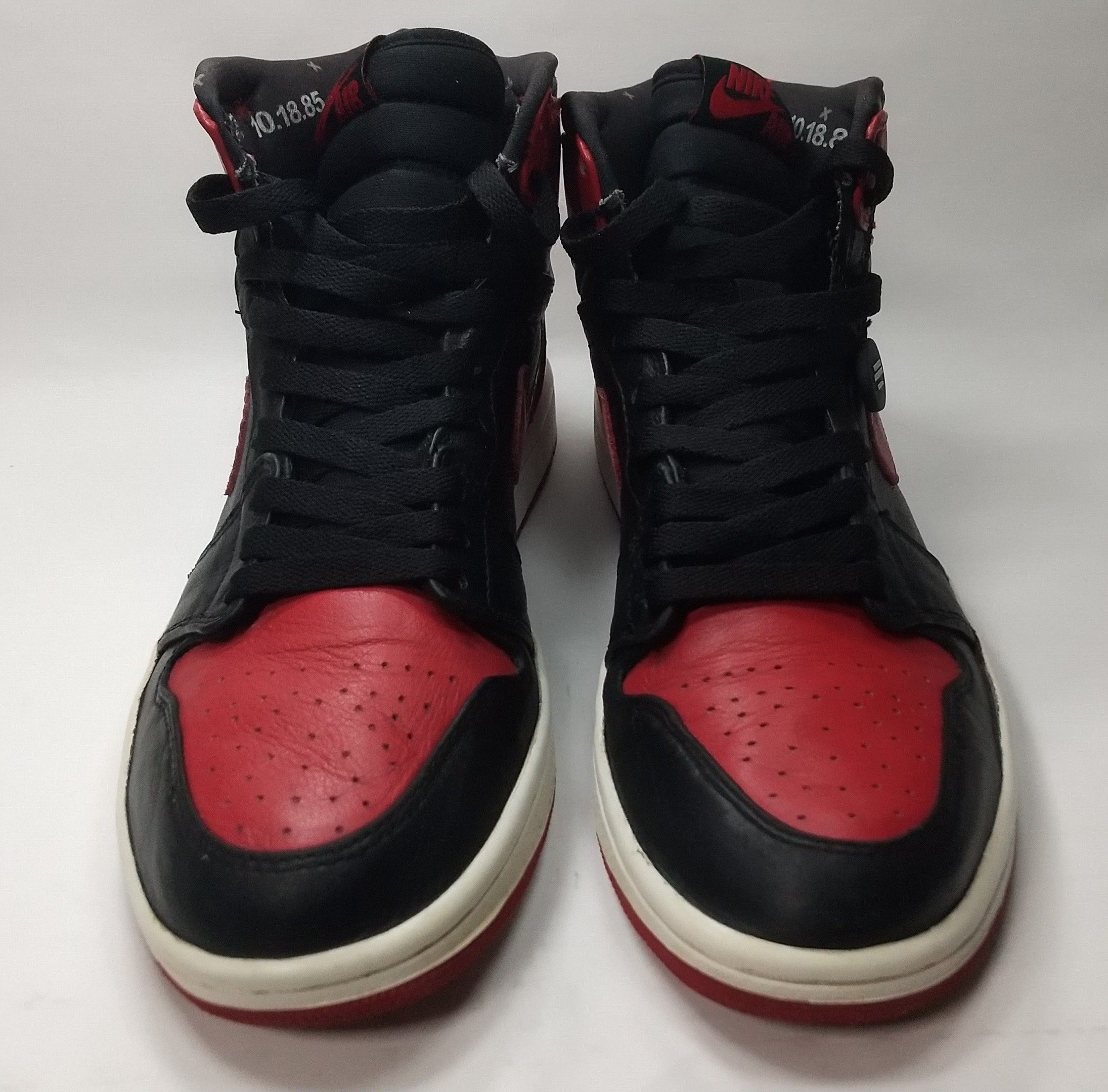 Nike Air Jordan 1 Retro High "Banned" (2011)