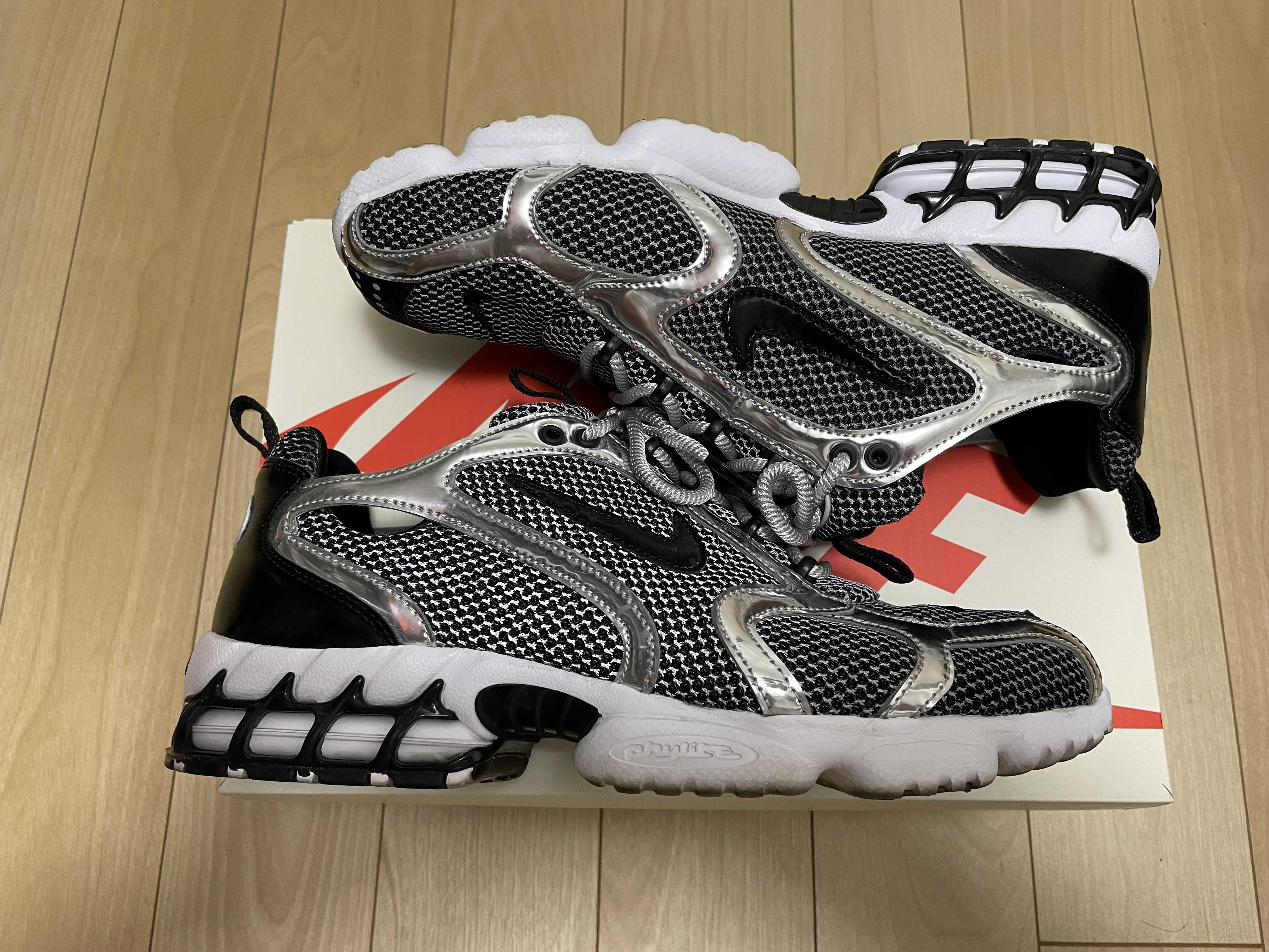 STUSSY × NIKE AIR ZOOM SPIRIDON CAGED "PURE PLATINUM/BLACK-WHITE"
