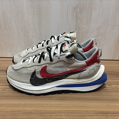 sacai × Nike Vapor Waffle "Royal Fuchsia"