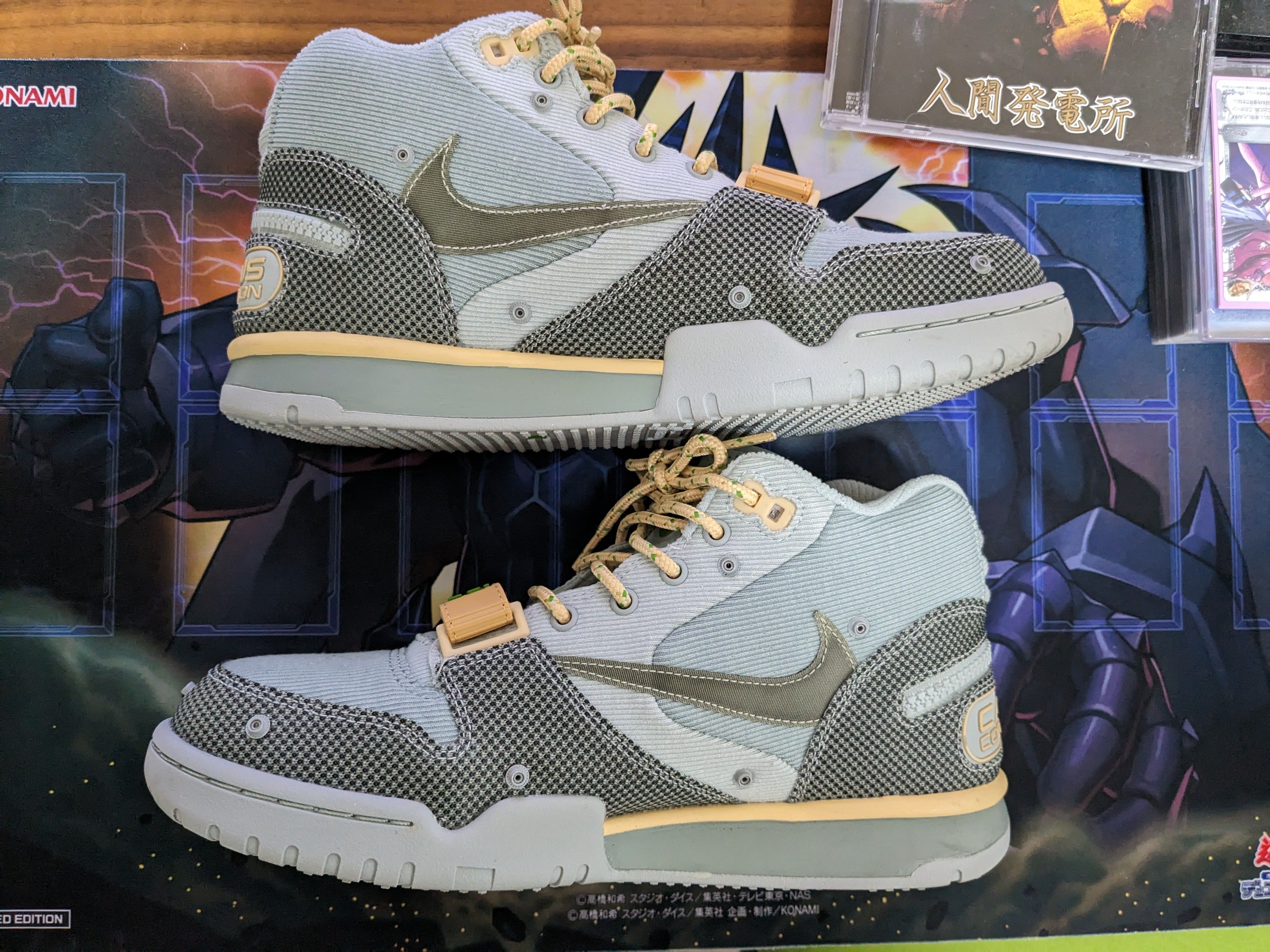 Travis Scott × Nike Air Trainer 1 SP "Grey Haze and Dusty Sage"