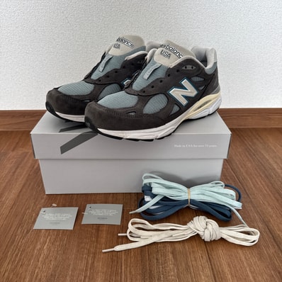 KITH × New Balance 990V3 "Steel Blue"