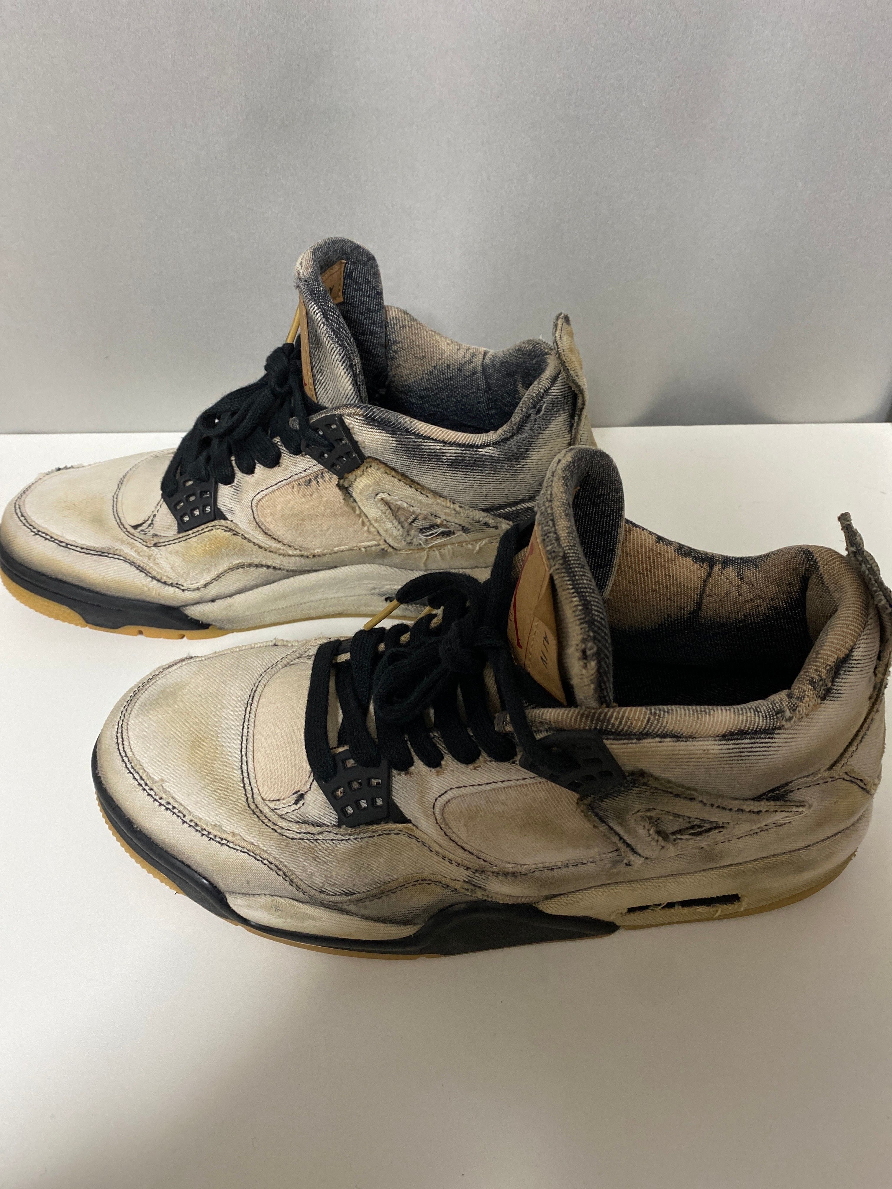 Nike × Levi's Air Jordan 4 "Black Denim" (Tag: LEVIS®)