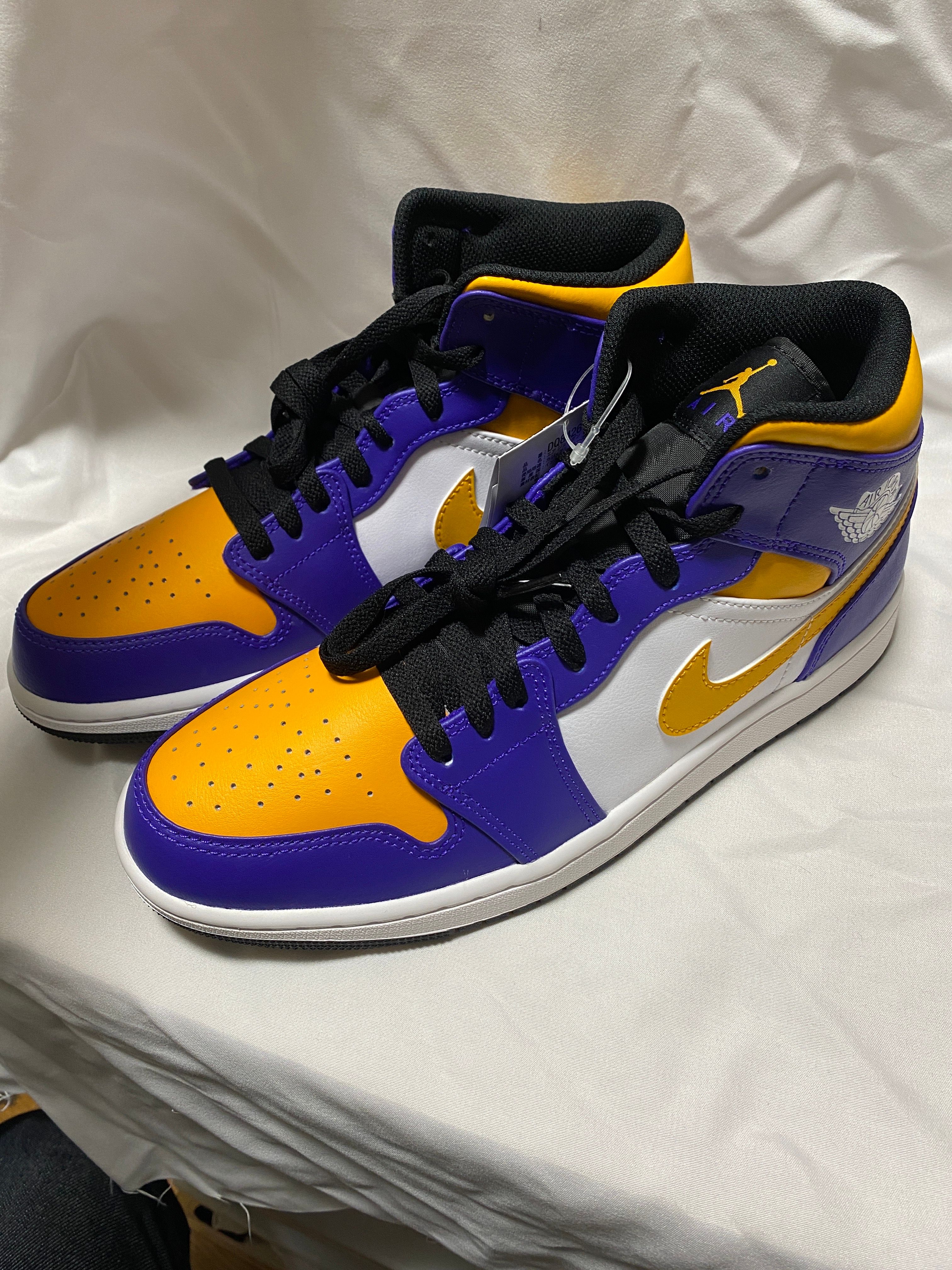 Nike Air Jordan 1 Mid "Lakers"