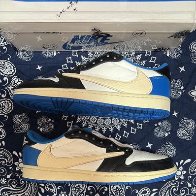 Travis Scott × fragment design × Nike Air Jordan 1 Low OG SP "Military Blue"