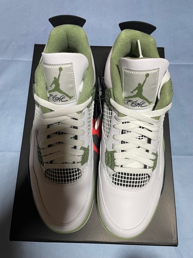Nike Women's Air Jordan 4 "Oil Green"