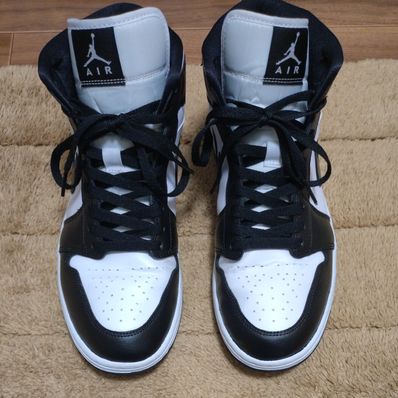 Nike Women's Air Jordan 1 Mid "Black/White"