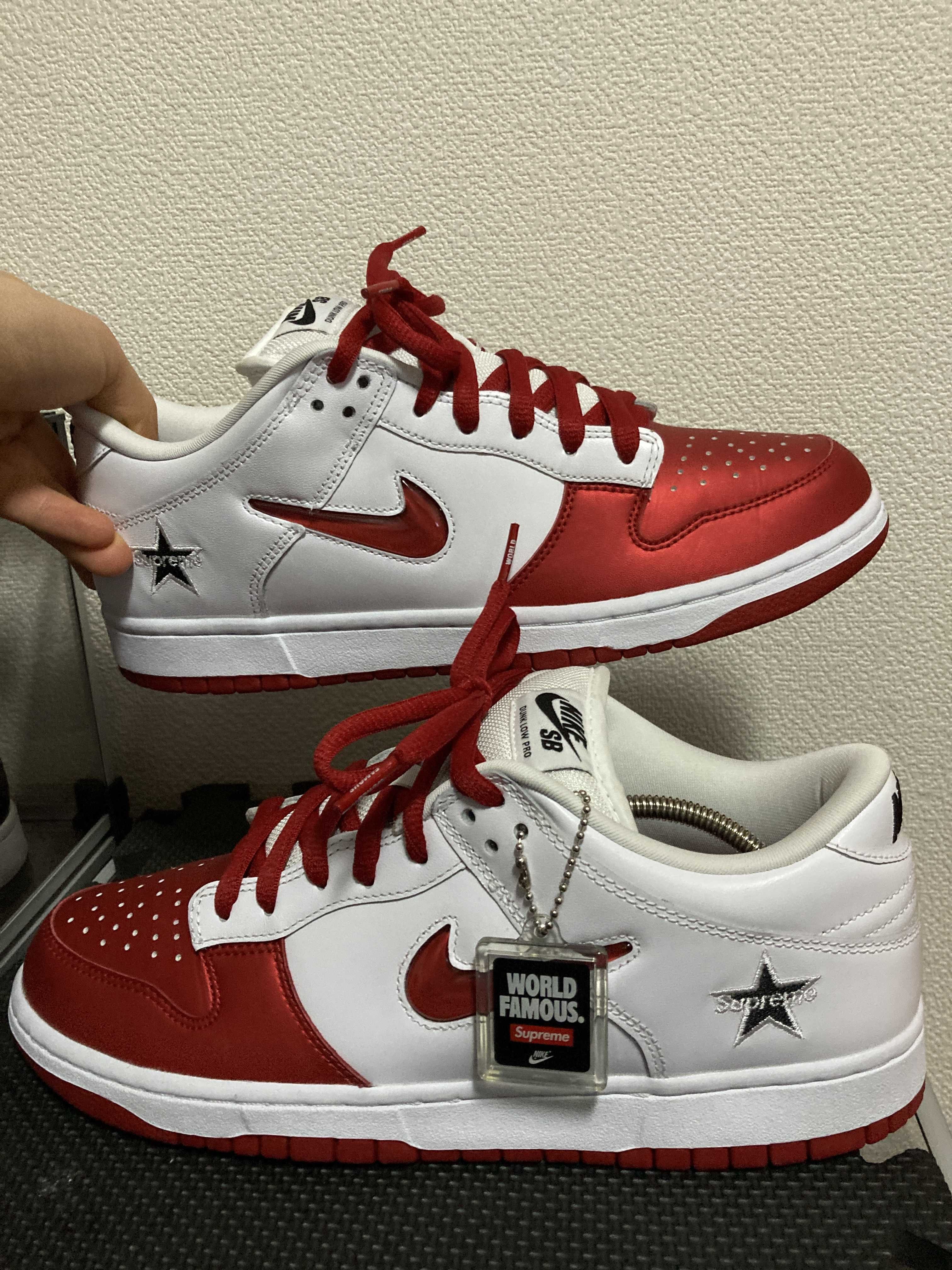 Supreme × Nike Dunk Low "Varsity Red/White"