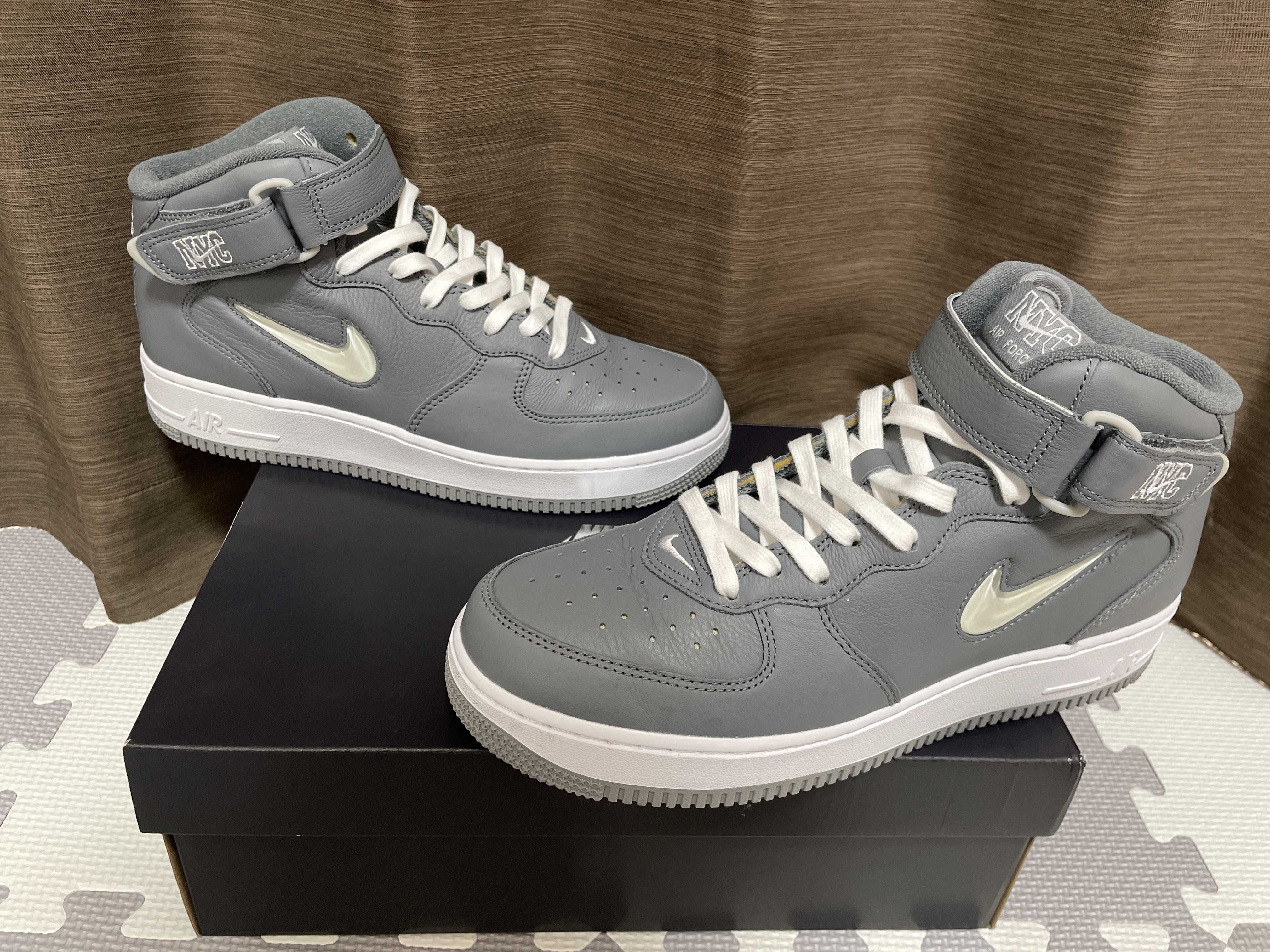 Nike Air Force 1 Mid NYC "Cool Grey"