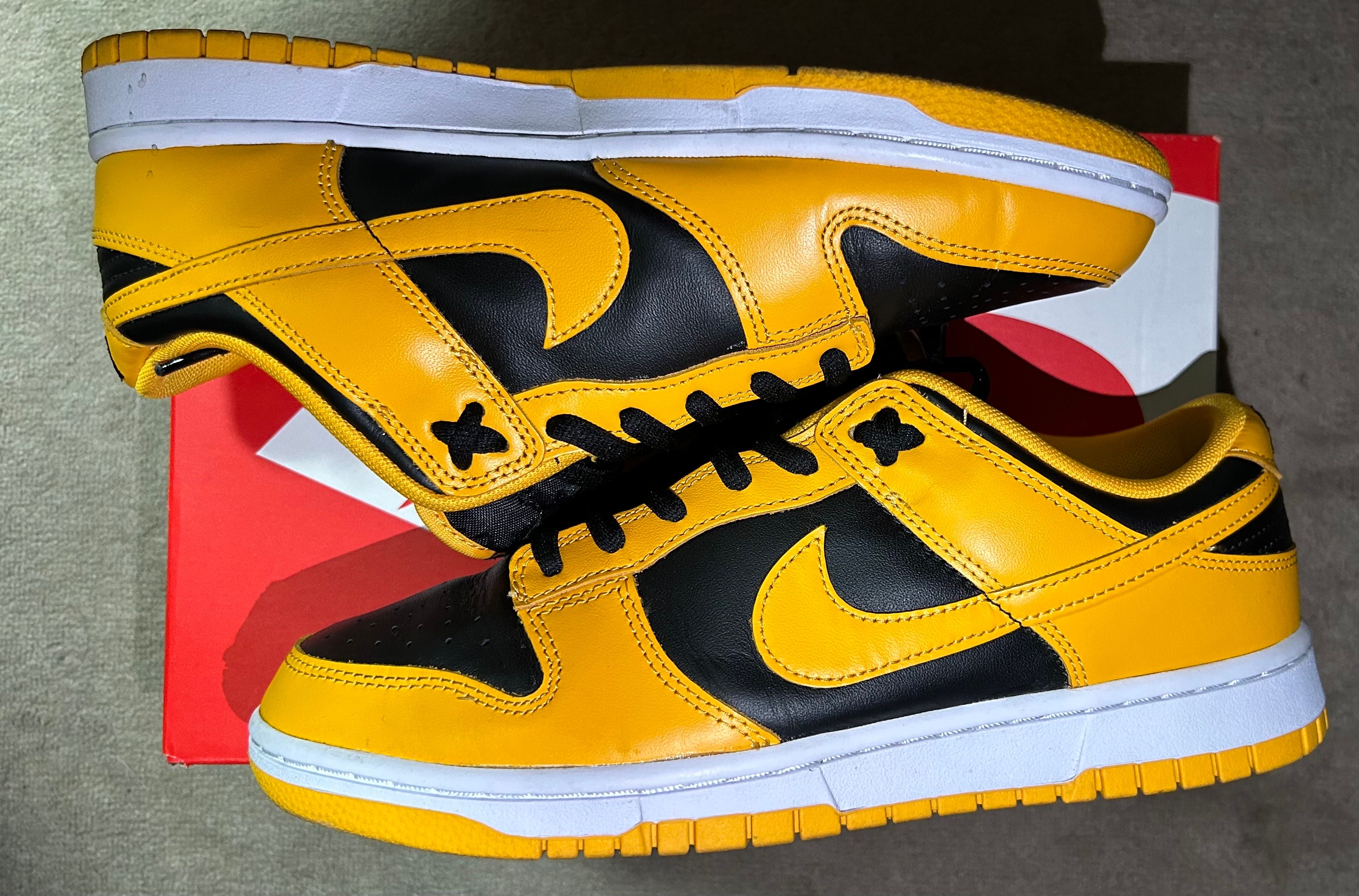 Nike Dunk Low "Championship Goldenrod"