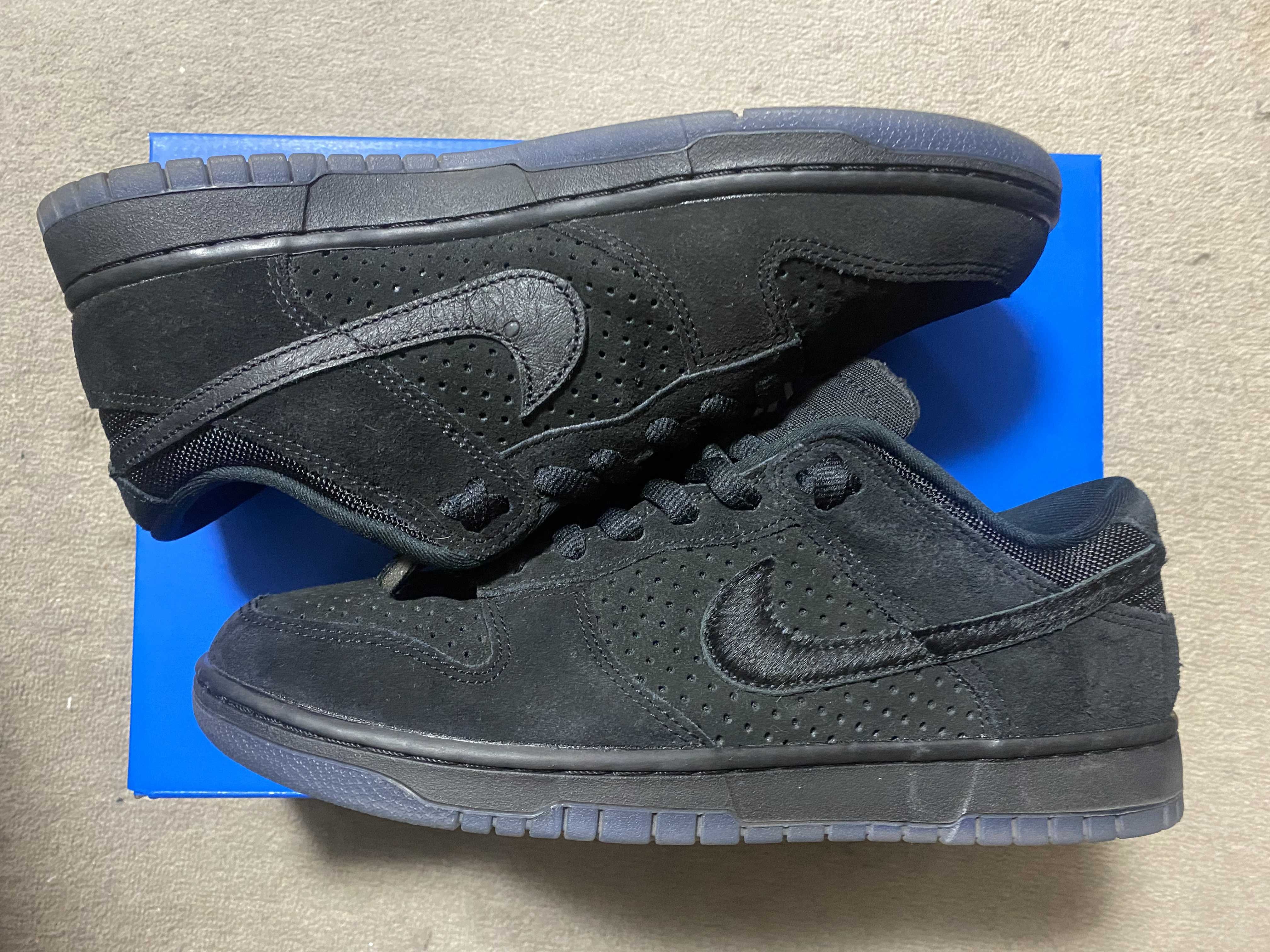 UNDEFEATED × Nike Dunk Low SP "5 ON IT"