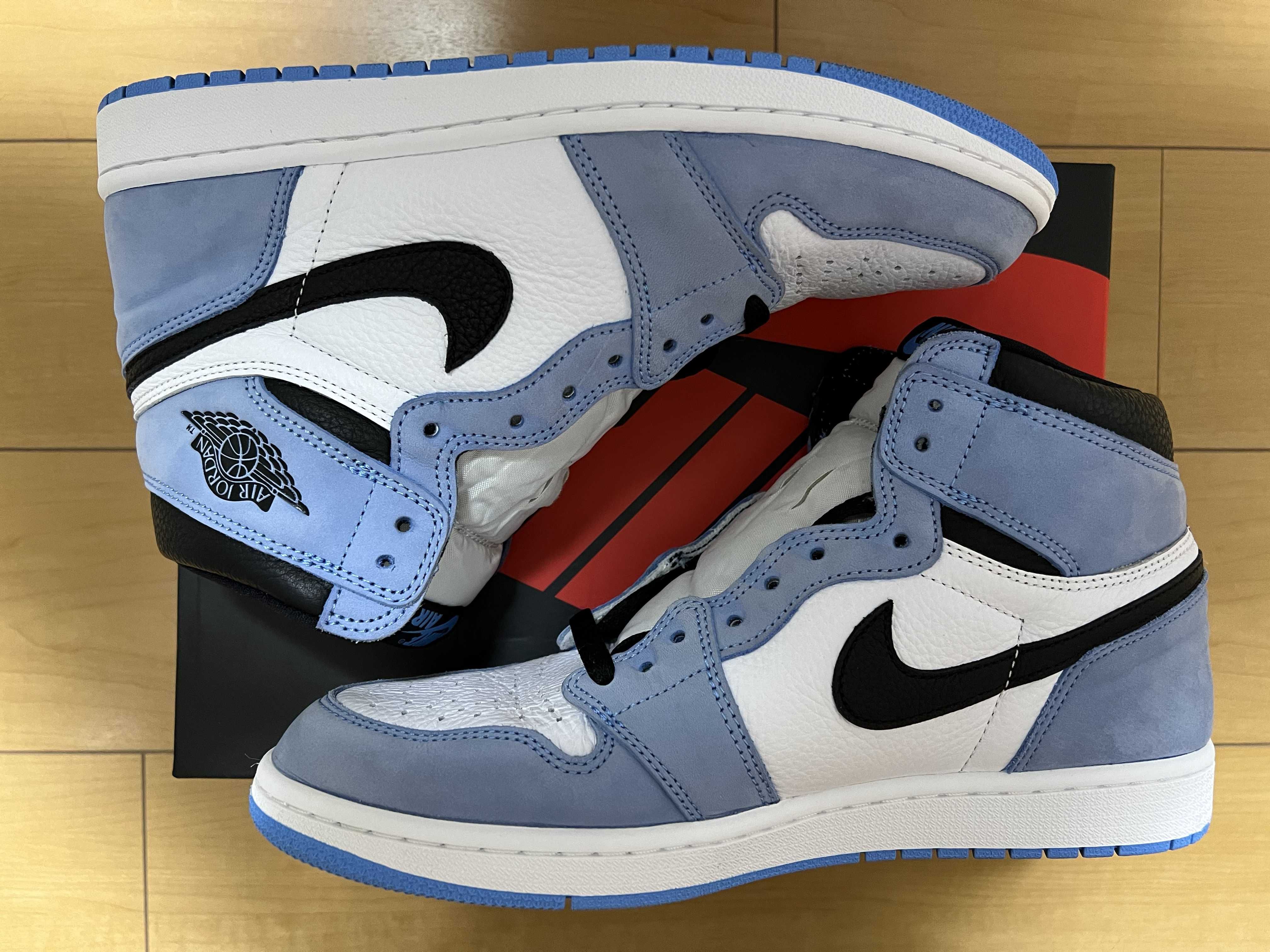 Nike Air Jordan 1 High OG "University Blue"
