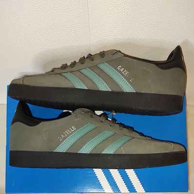 adidas Gazelle "Pantone/Core Black"