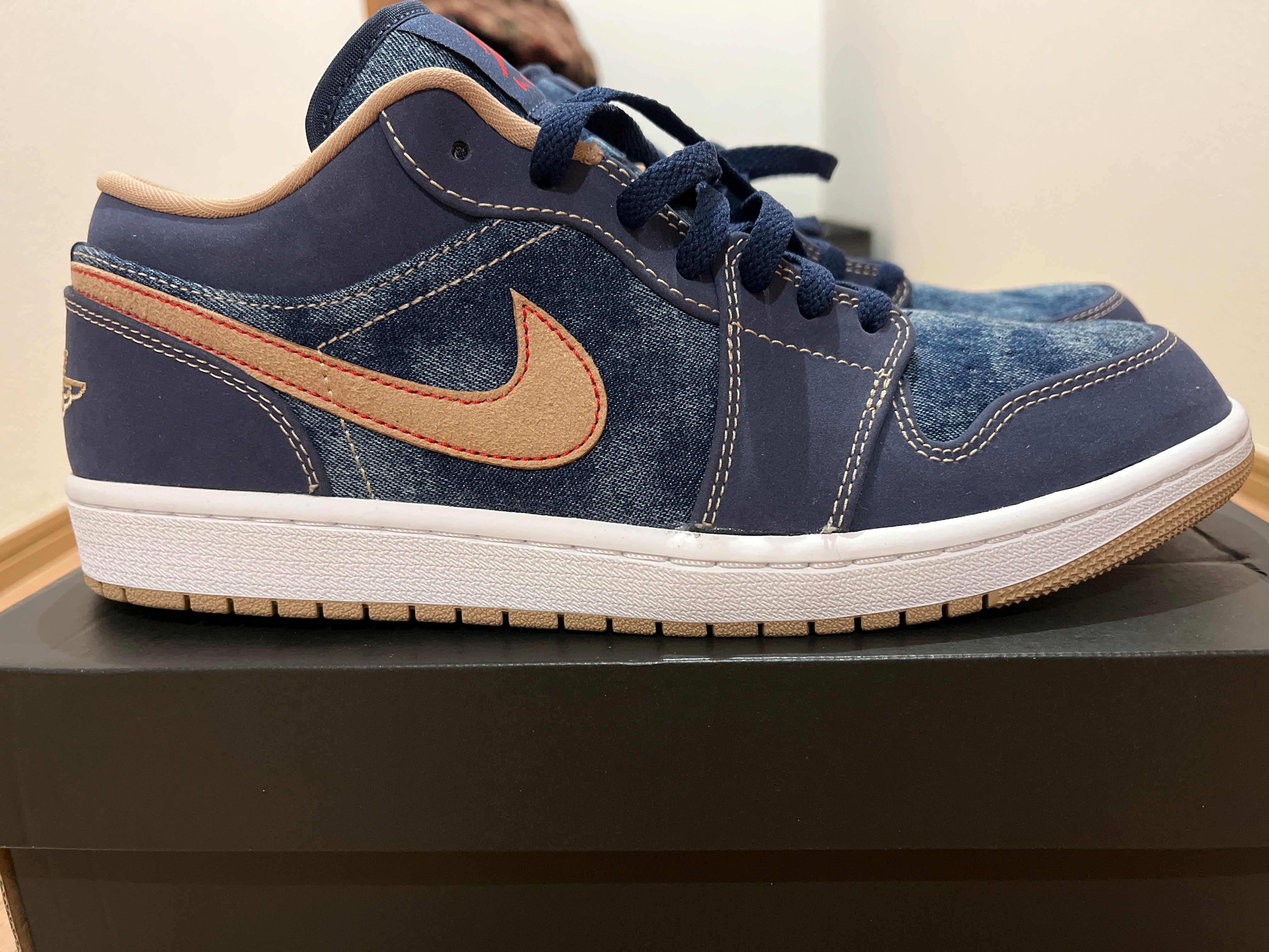 Nike GS Air Jordan 1 Low SE "Denim"