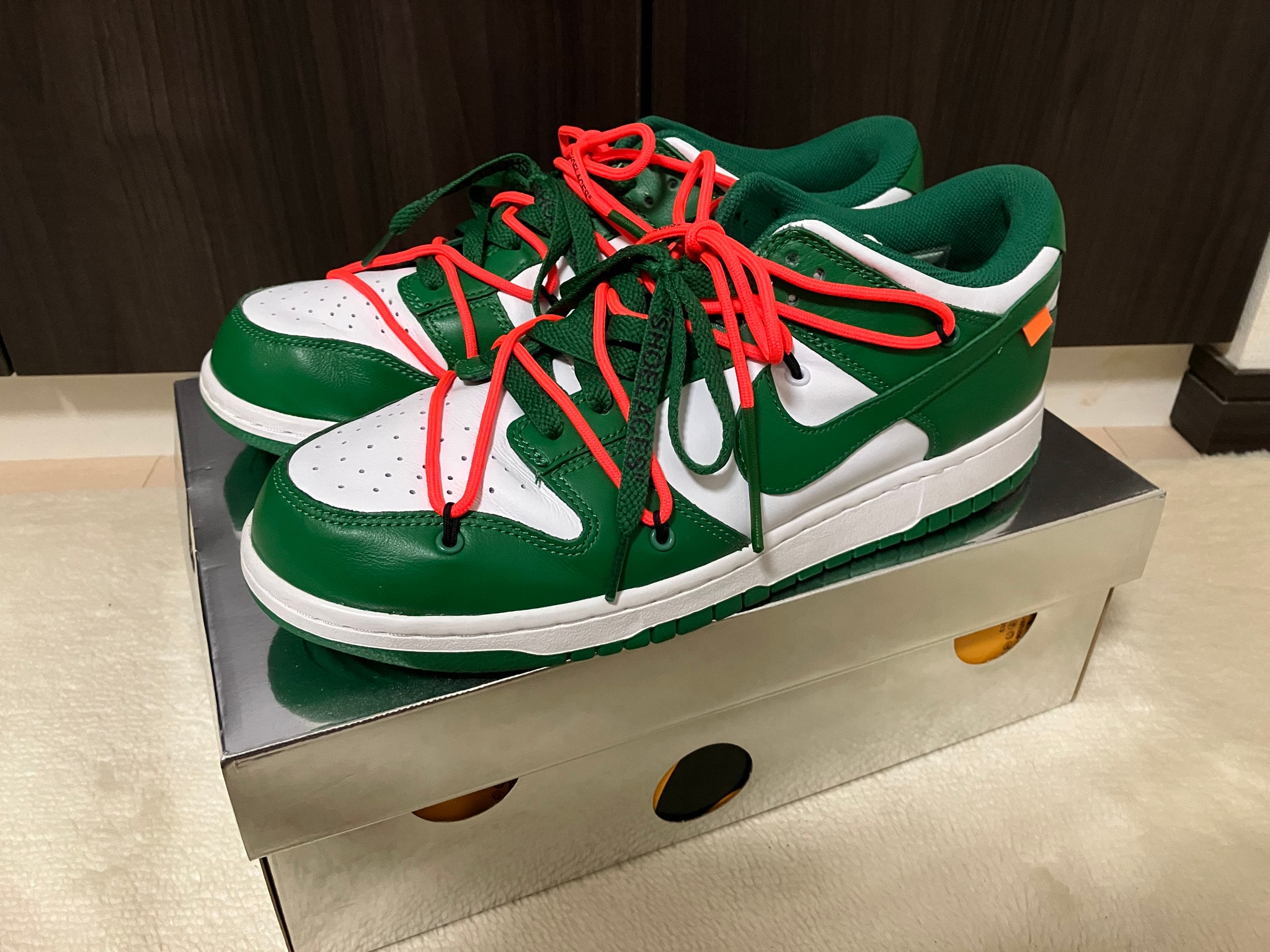 Off-White × Nike Dunk Low "White/Pine Green"