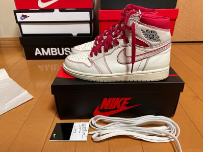 Nike Air Jordan 1 Retro High OG "Sail/University Red"
