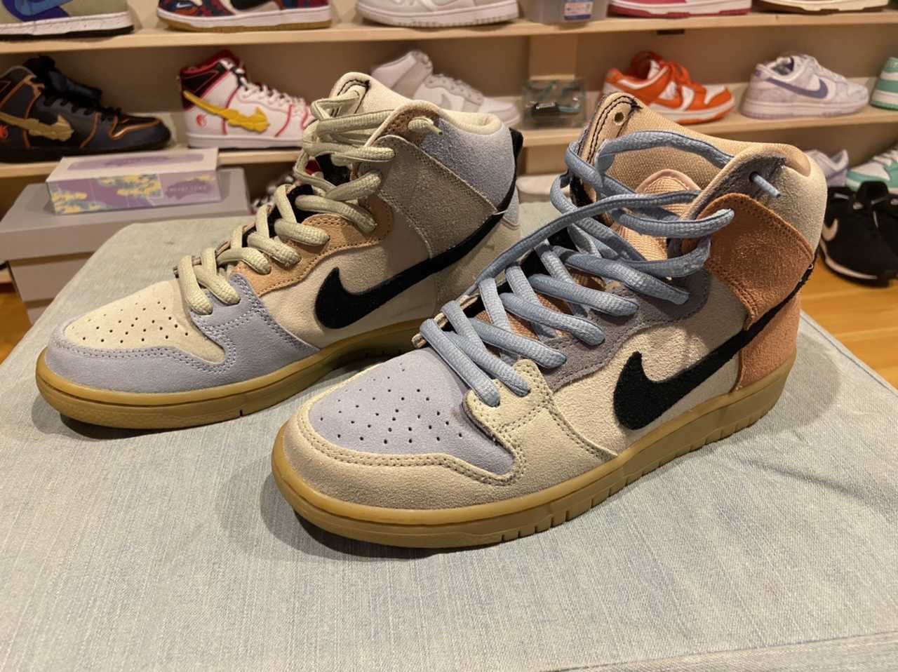 Nike SB Dunk High "Easter Spectrum"