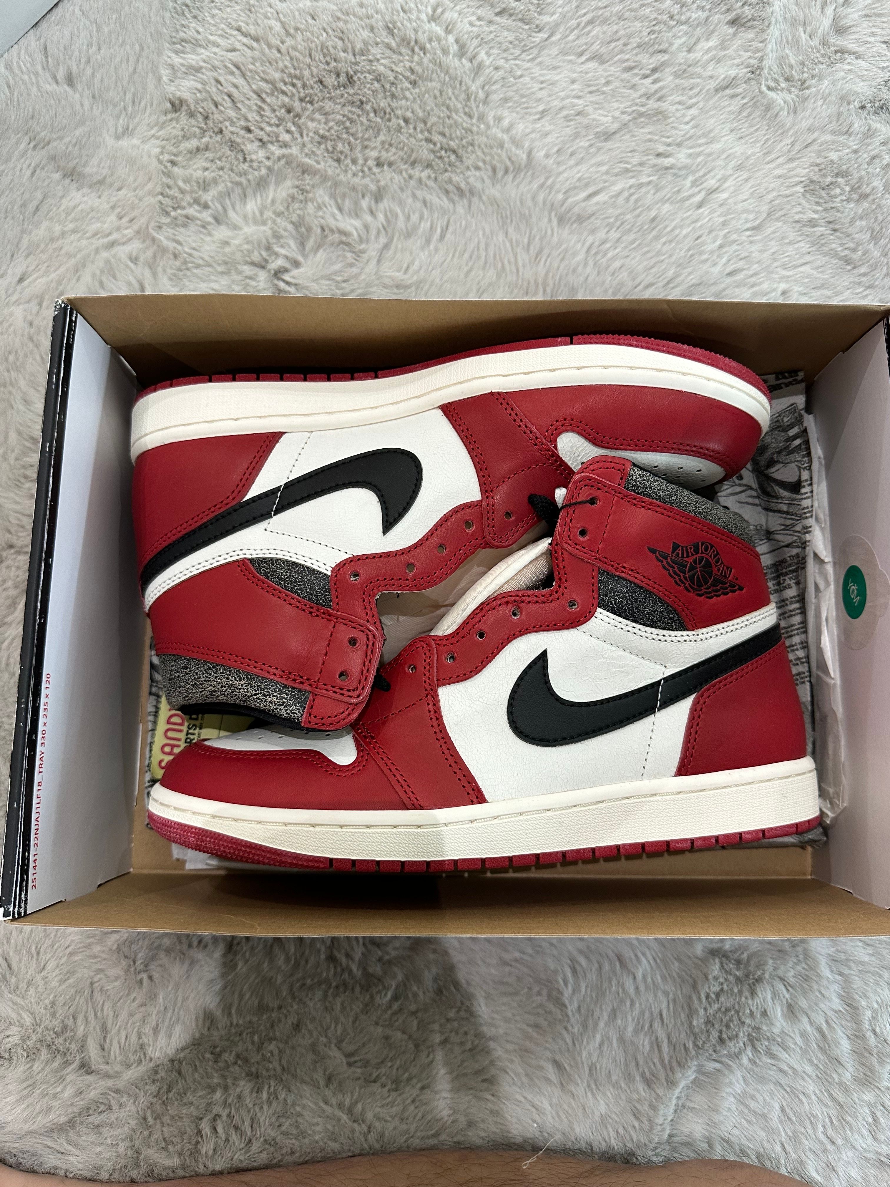 Nike Air Jordan 1 High OG "Lost & Found/Chicago"