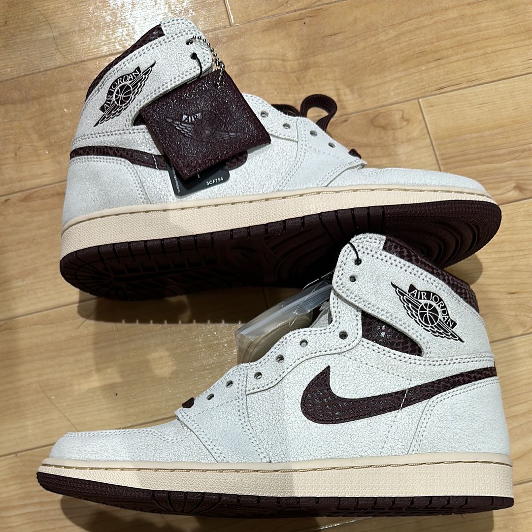 A Ma Maniere × Nike Air Jordan 1 Retro High OG "Sail and Burgundy"