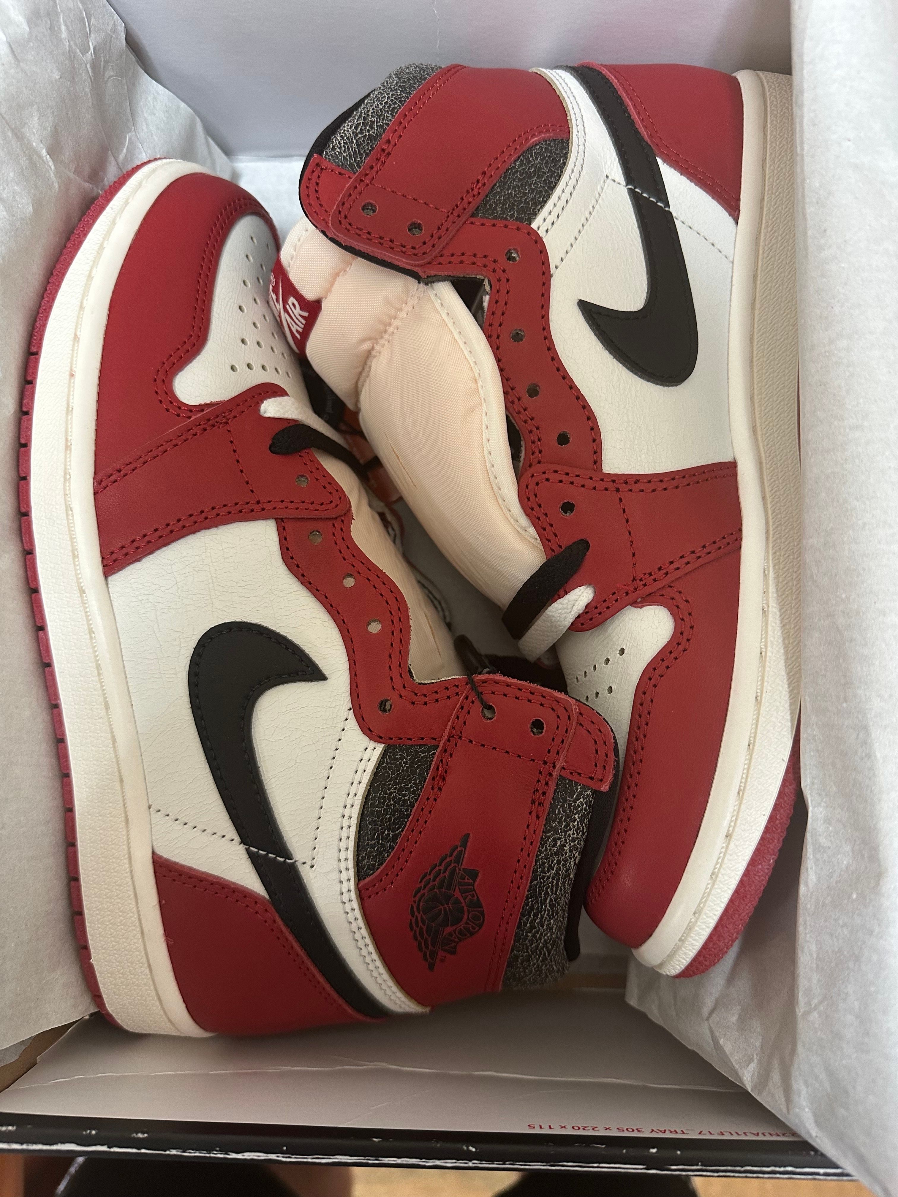 Nike Air Jordan 1 High OG "Lost & Found/Chicago"
