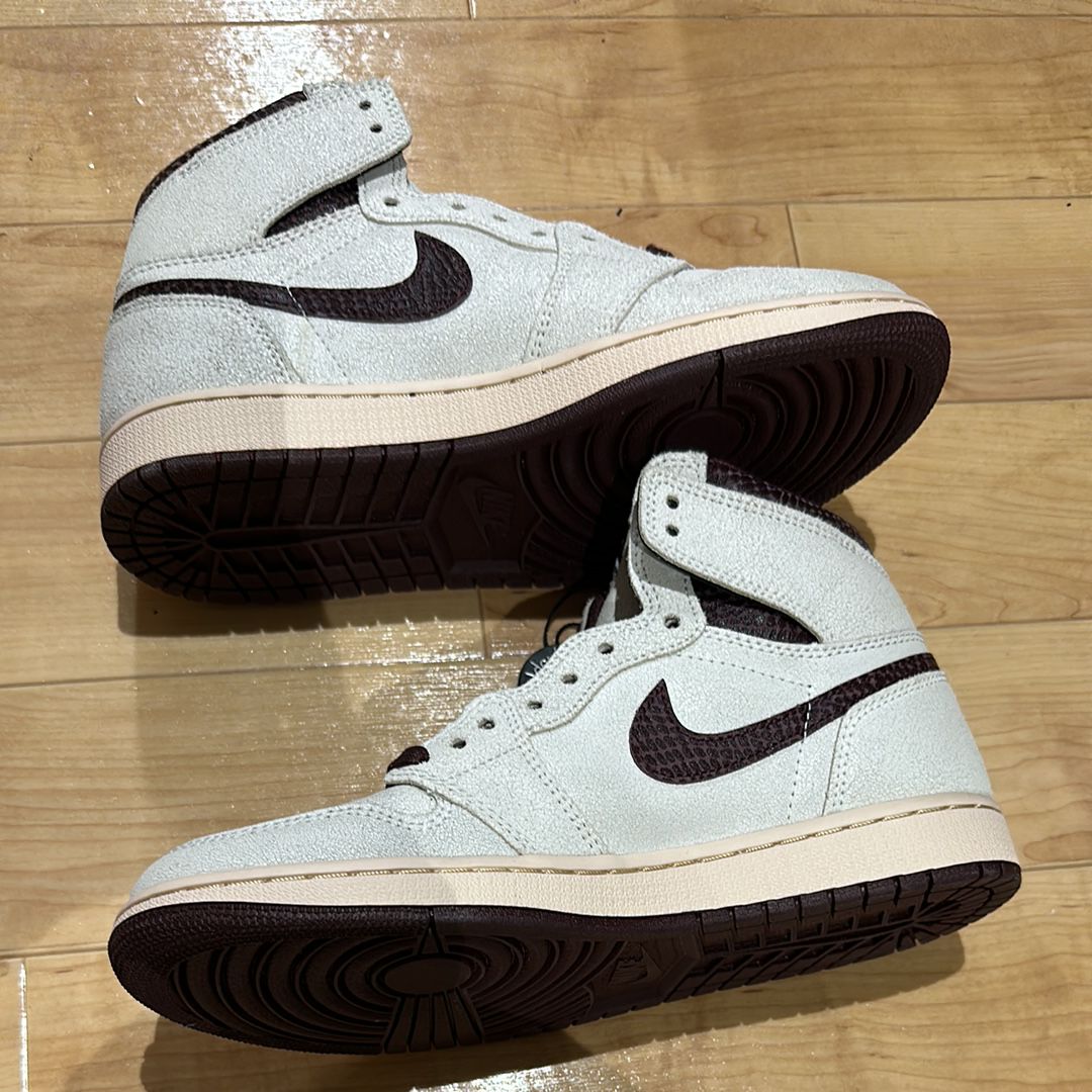 A Ma Maniere × Nike Air Jordan 1 Retro High OG "Sail and Burgundy"