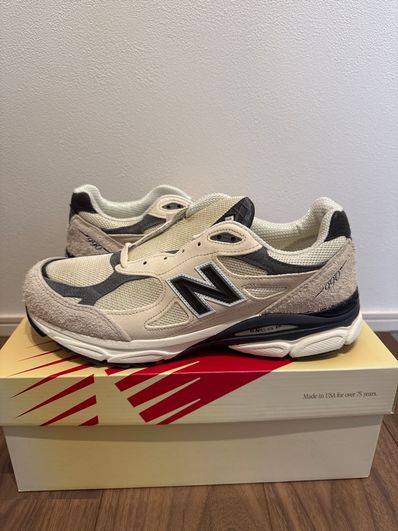 New Balance 990V3 "Moonbeam"