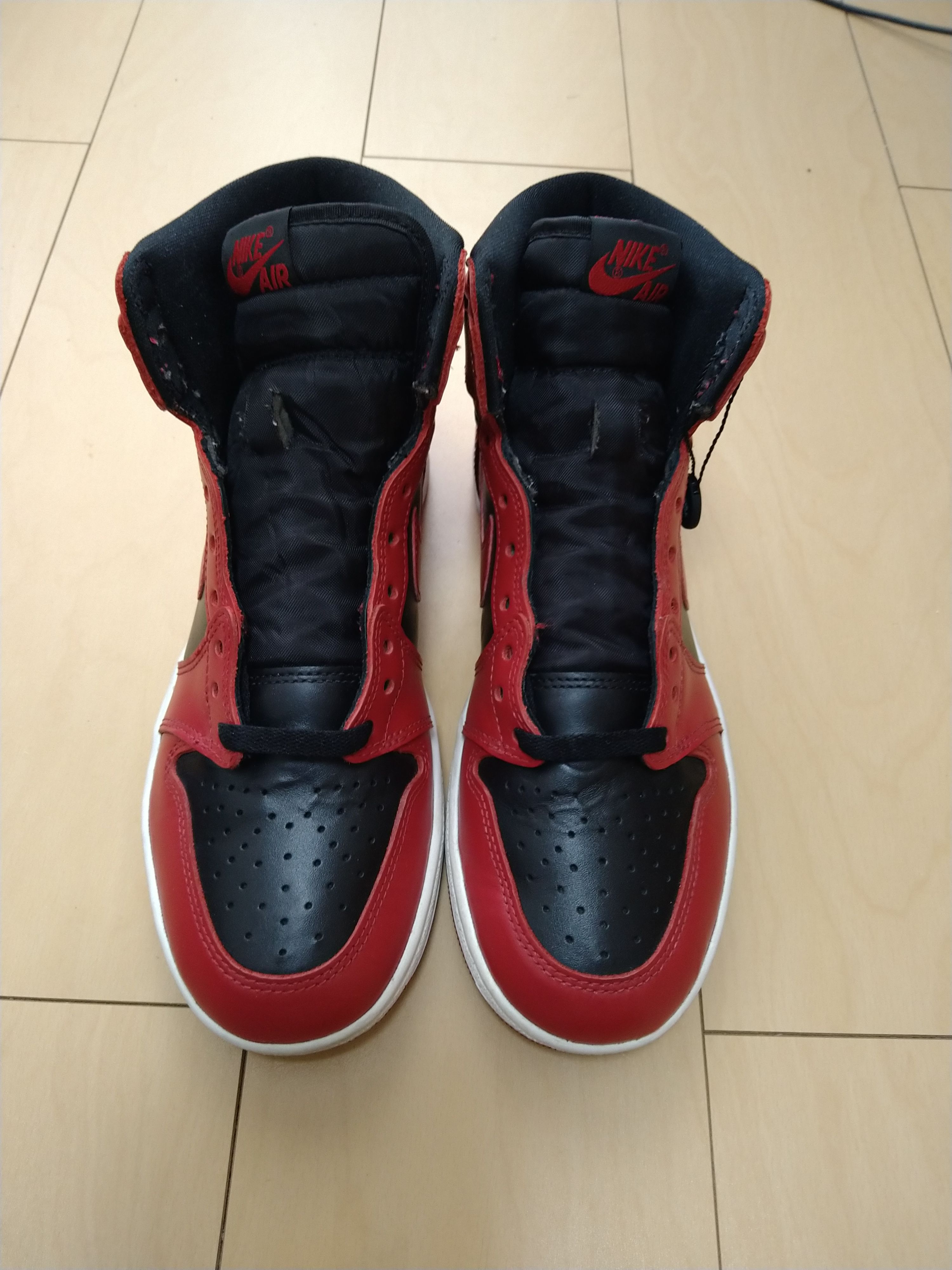Nike Air Jordan 1 High ’85 "Varsity Red"