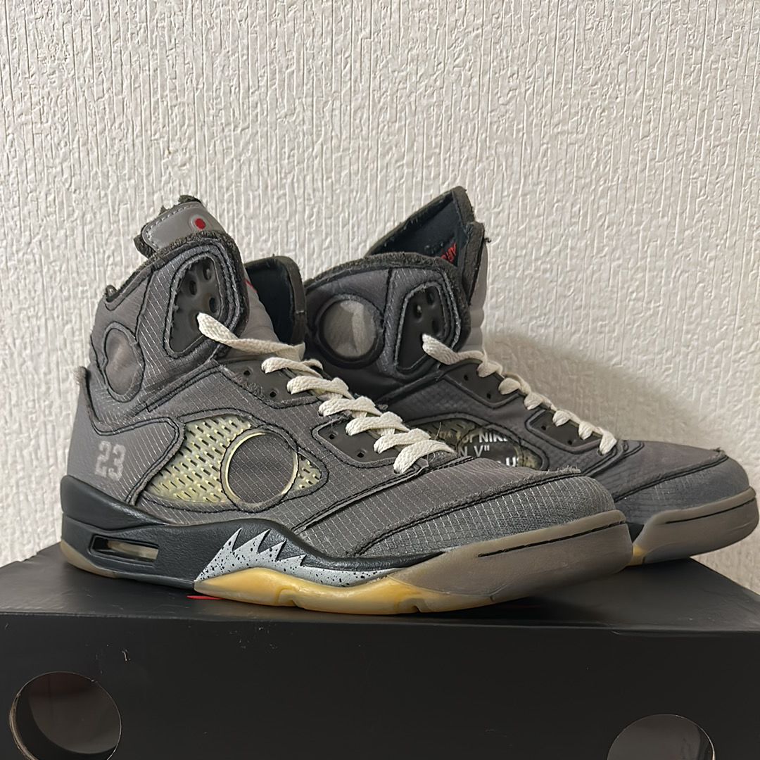 Off-White × Nike Air Jordan 5 "Black/Muslin/Fire Red"