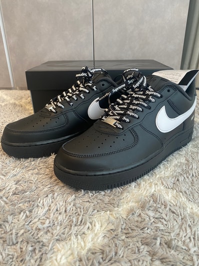 Supreme × Nike Air Force 1 Low "Black/White"