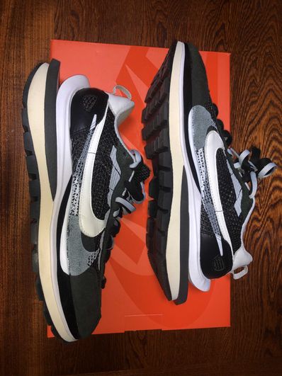 sacai × Nike Vapor Waffle "Black and White"