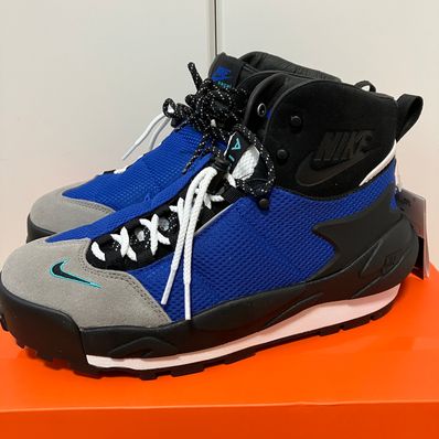 sacai × Nike Magmascape "Varsity Royal"