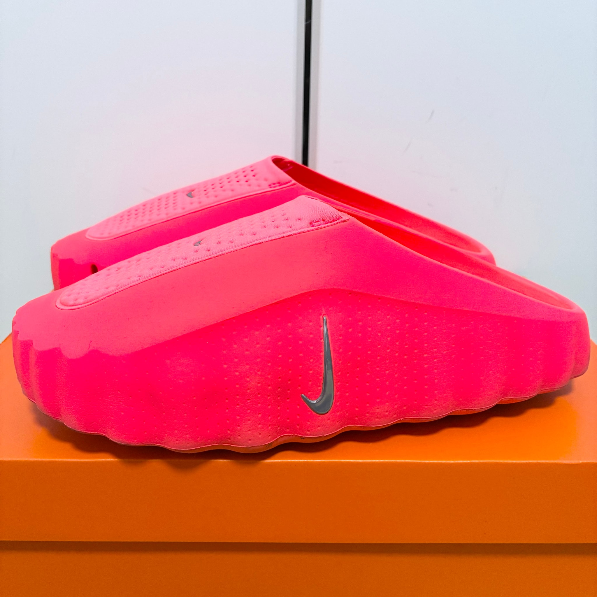 Nike Mind 001 Mules "Solar Red/Hyper Crimson"