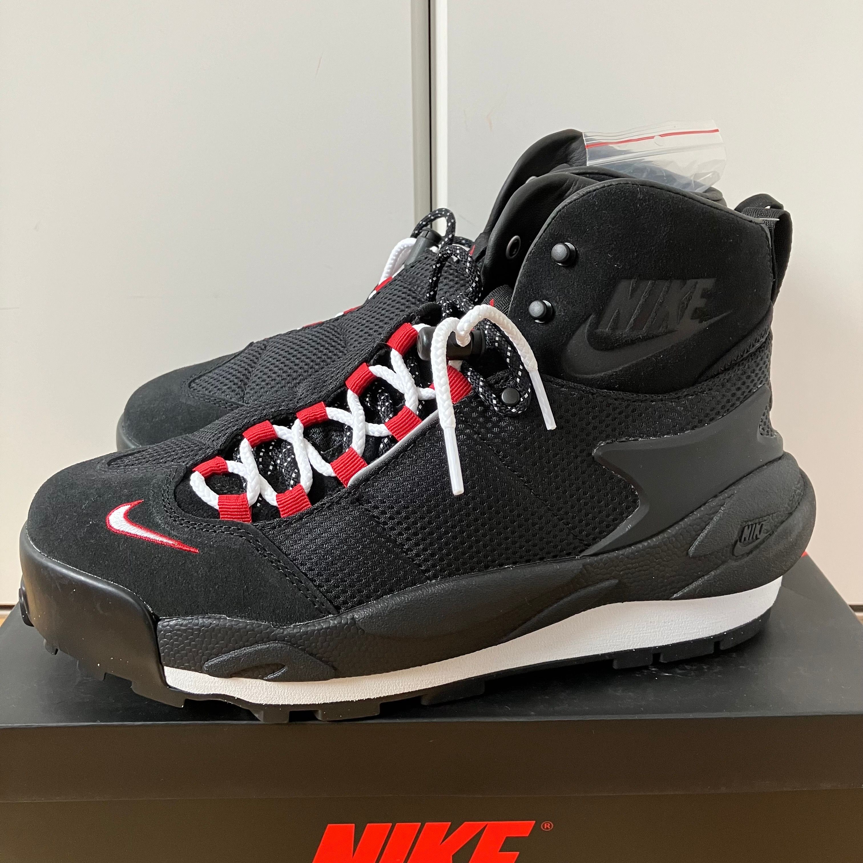 sacai × Nike Magmascape "Black"