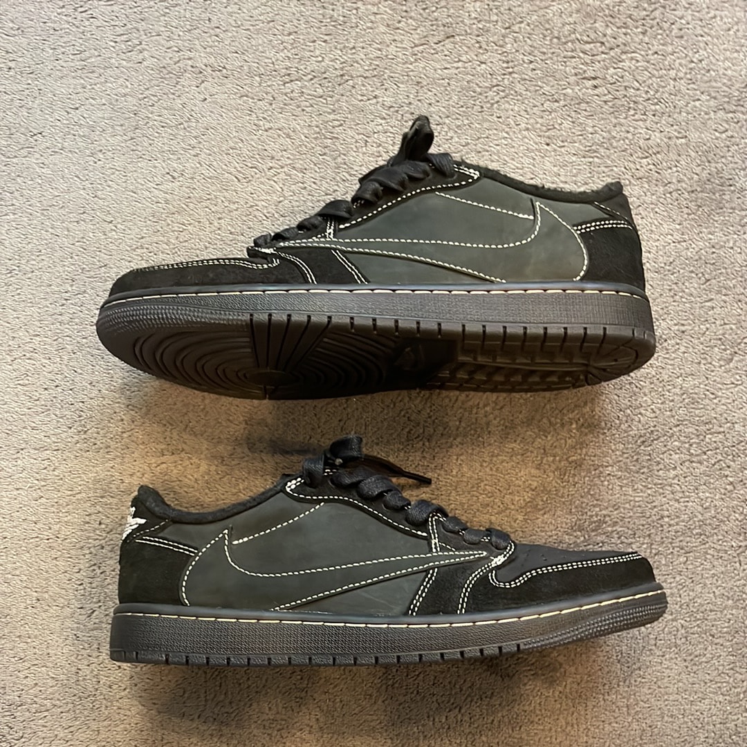 Travis Scott × Nike Air Jordan 1 Low OG SP "Black Phantom"