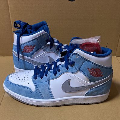 Nike Air Jordan 1 Mid SE "White/Hyper Royal/Red"