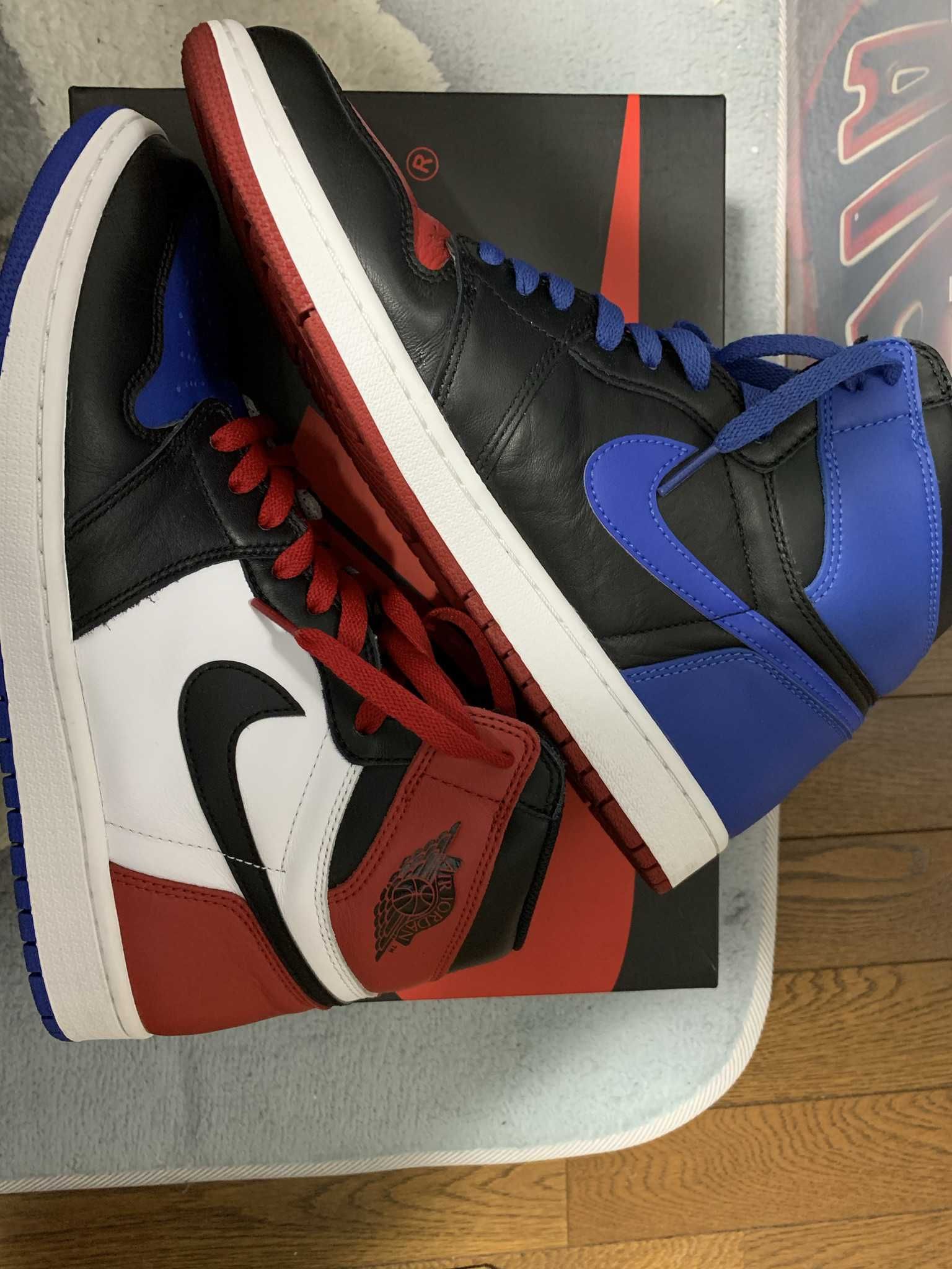 Nike Air Jordan 1 Retro High "Top 3"