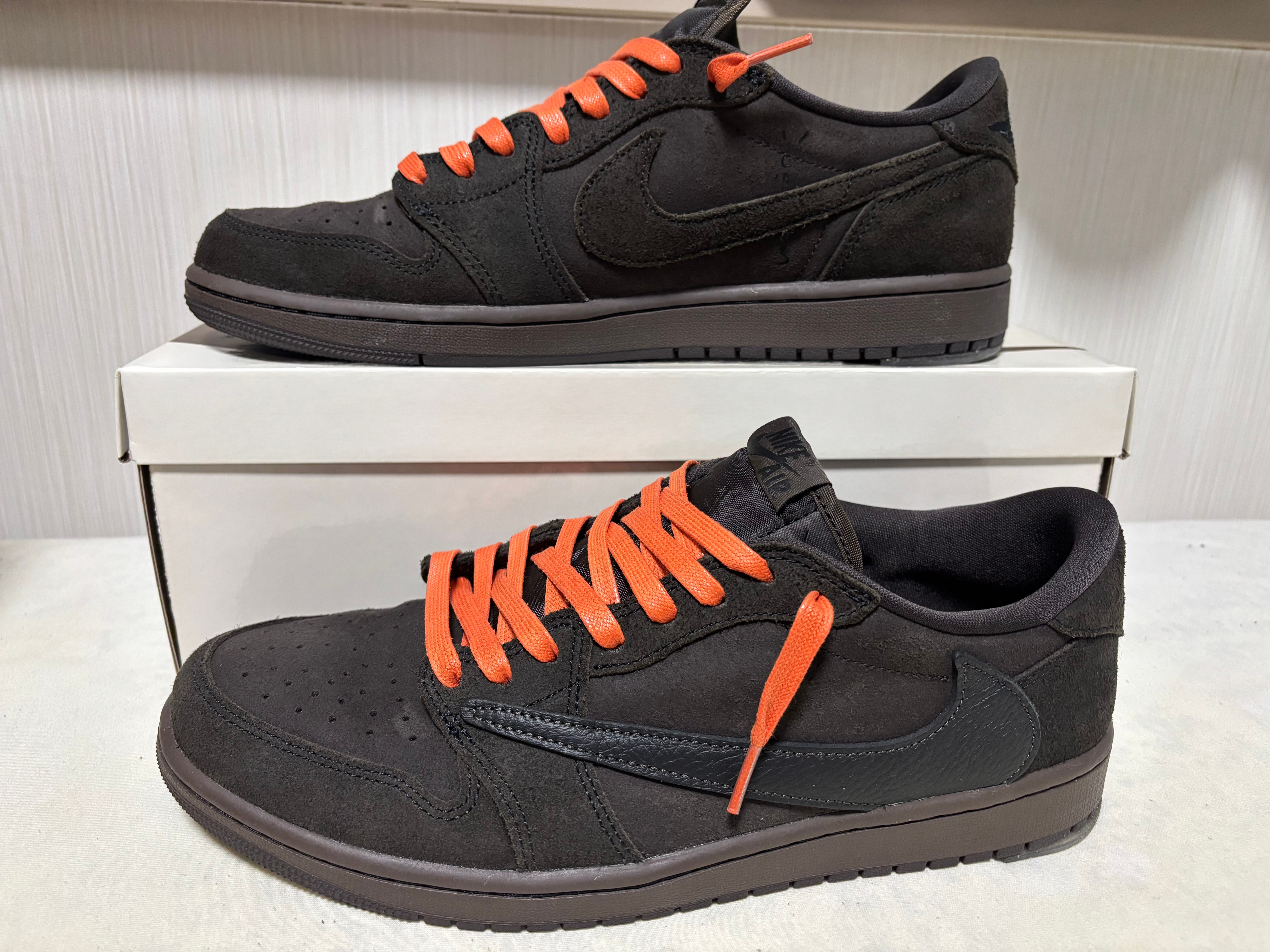 Travis Scott × Nike Air Jordan 1 Low OG SP "Velvet Brown and Dark Mocha"