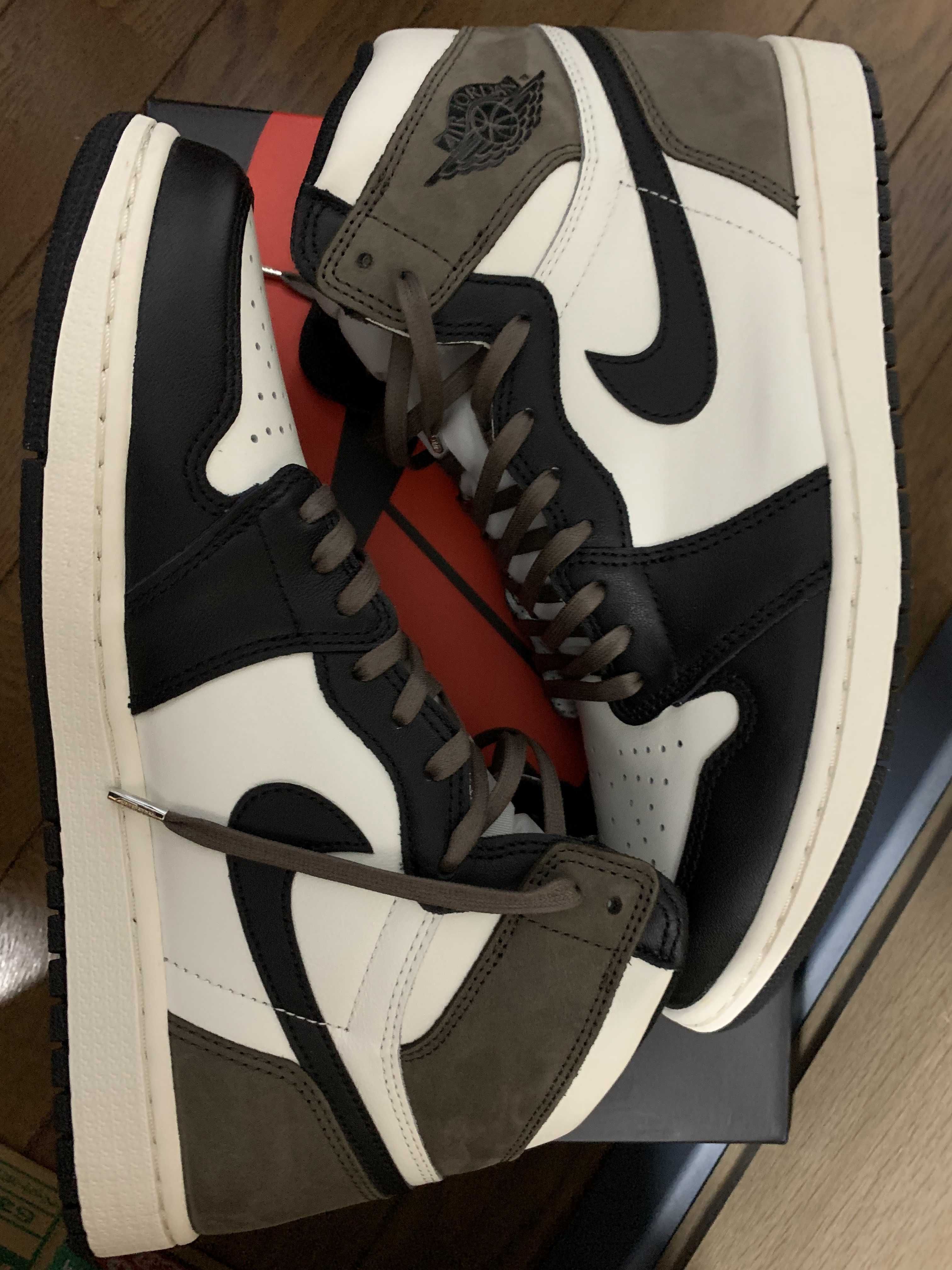 Nike Air Jordan 1 High OG "Sail/Dark Mocha/Black"