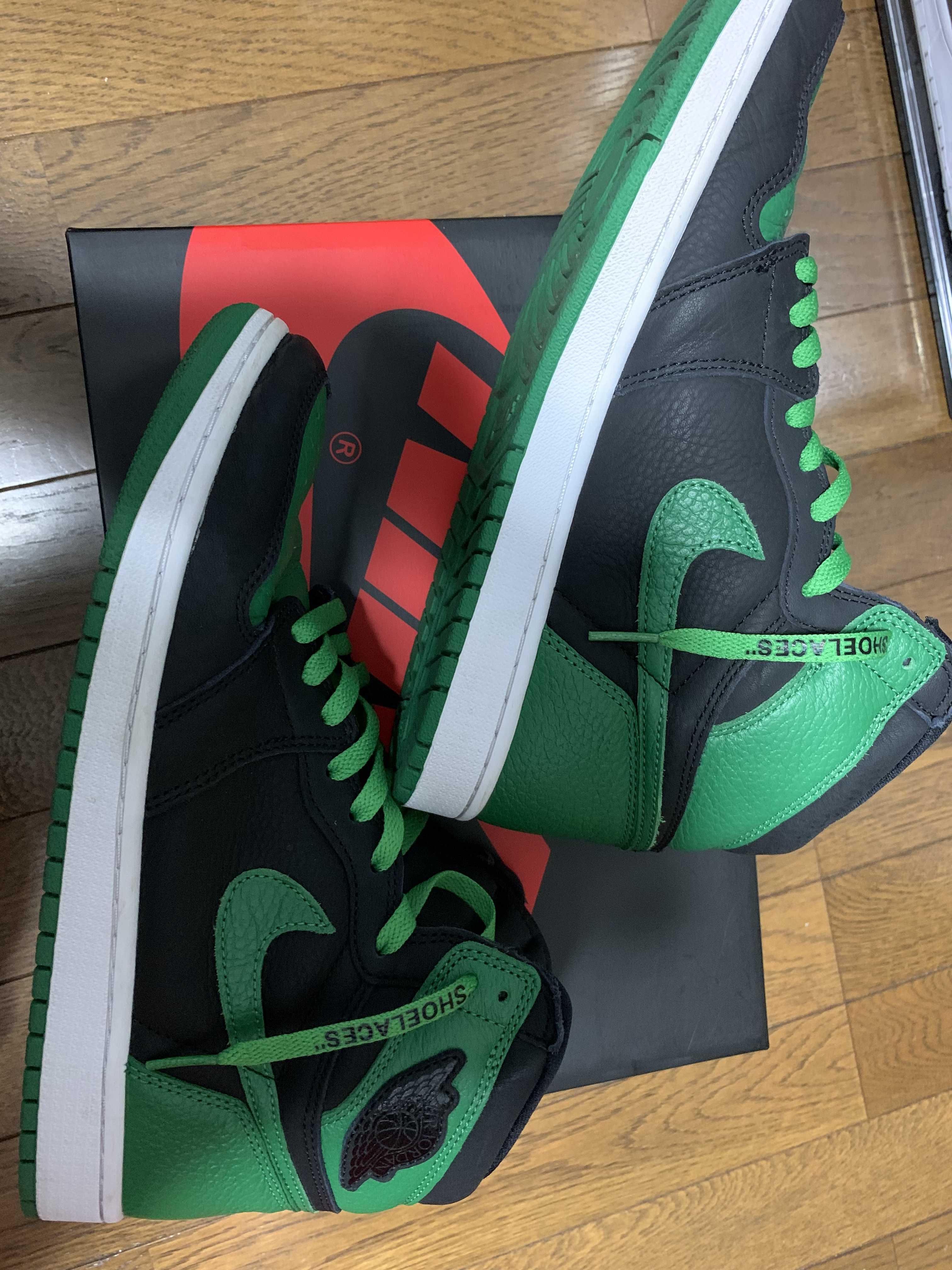 Nike Air Jordan 1 Retro High OG "Black/Pine Green" (2020)      