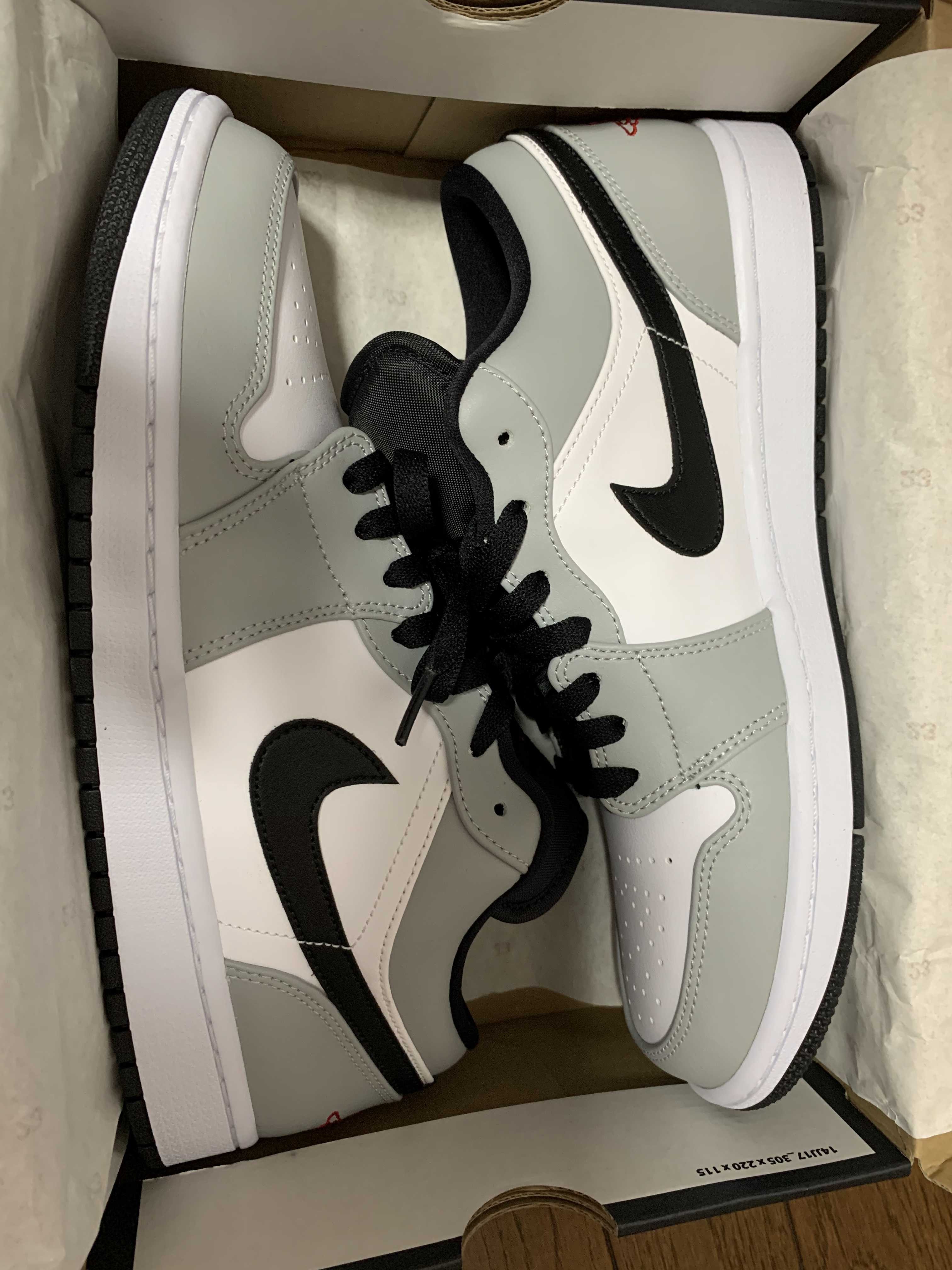 NIKE AIR JORDAN 1 LOW "LIGHT SMOKE GREY"