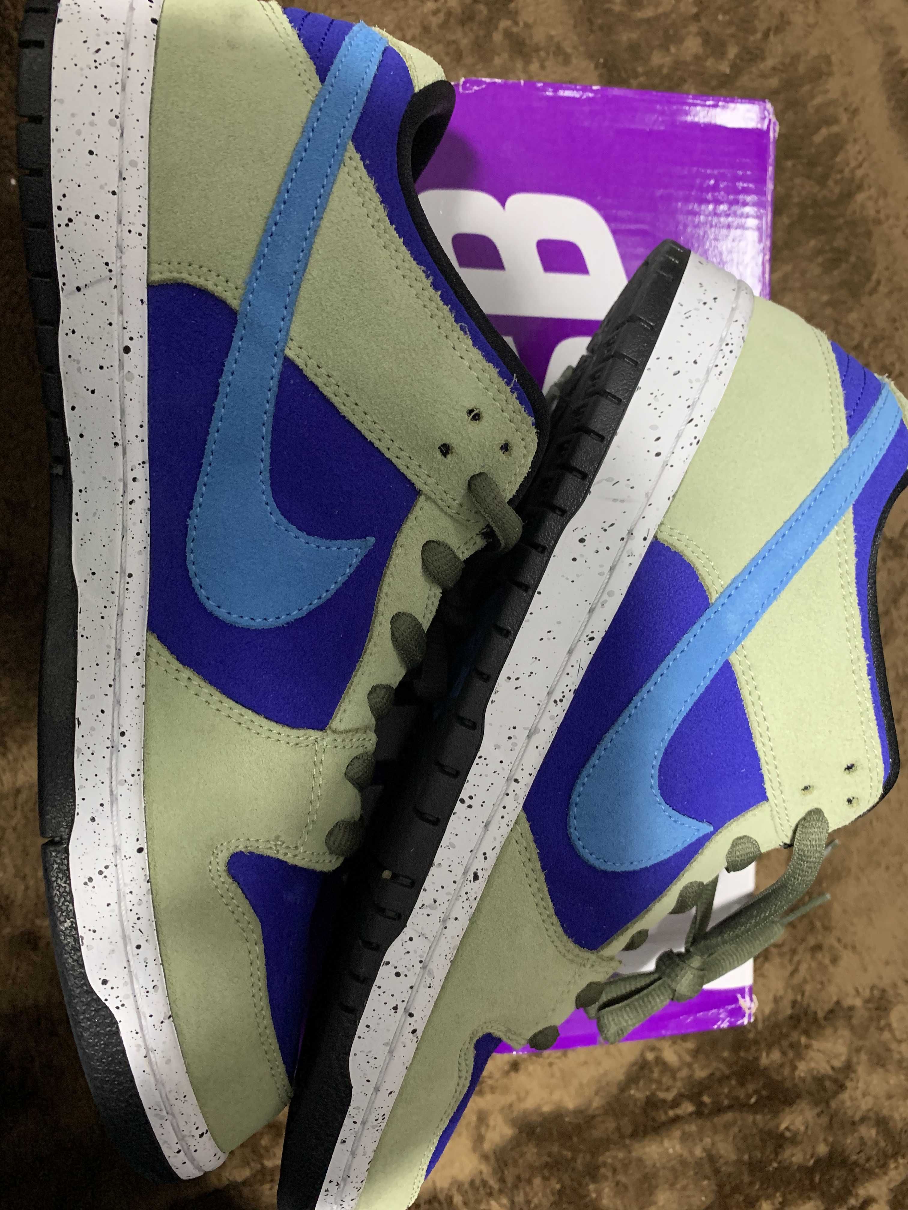 Nike SB Dunk Low "Celadon"