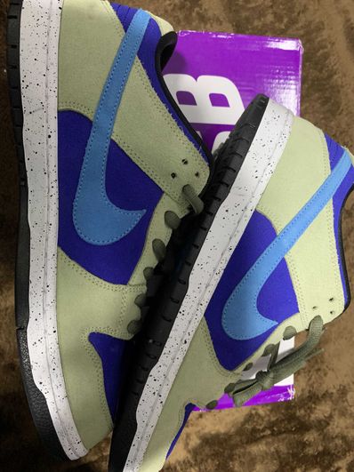 Nike SB Dunk Low "Celadon"