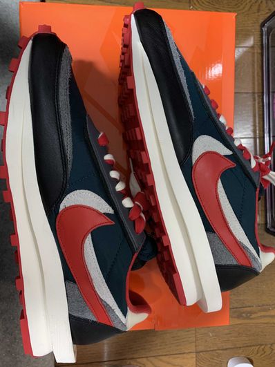 UNDERCOVER × sacai × Nike LD Waffle "Midnight Spruce/Pale Ivory-Dark Grey-University Red"